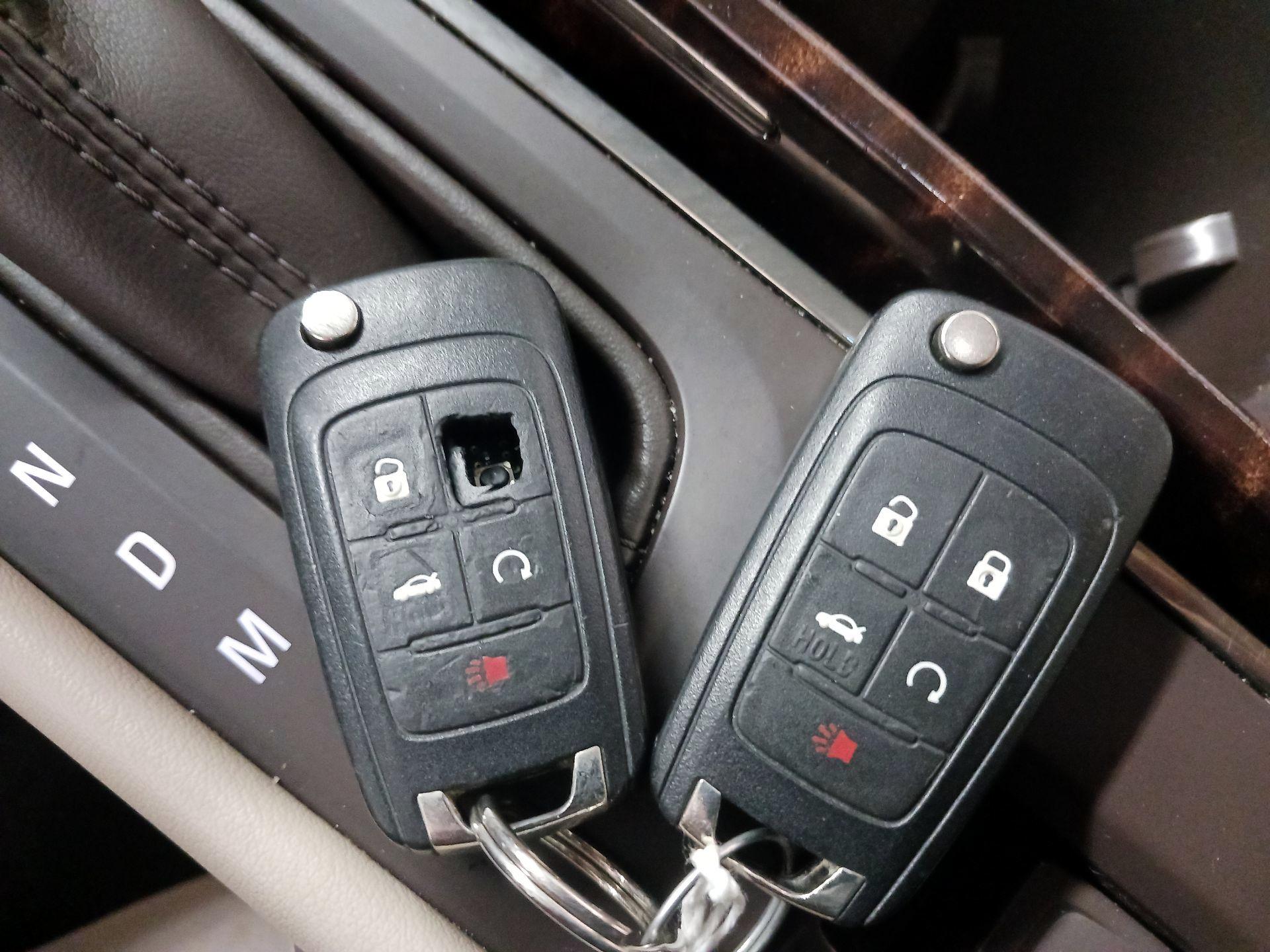 Thumbnail: 2014 Buick LaCrosse - 18