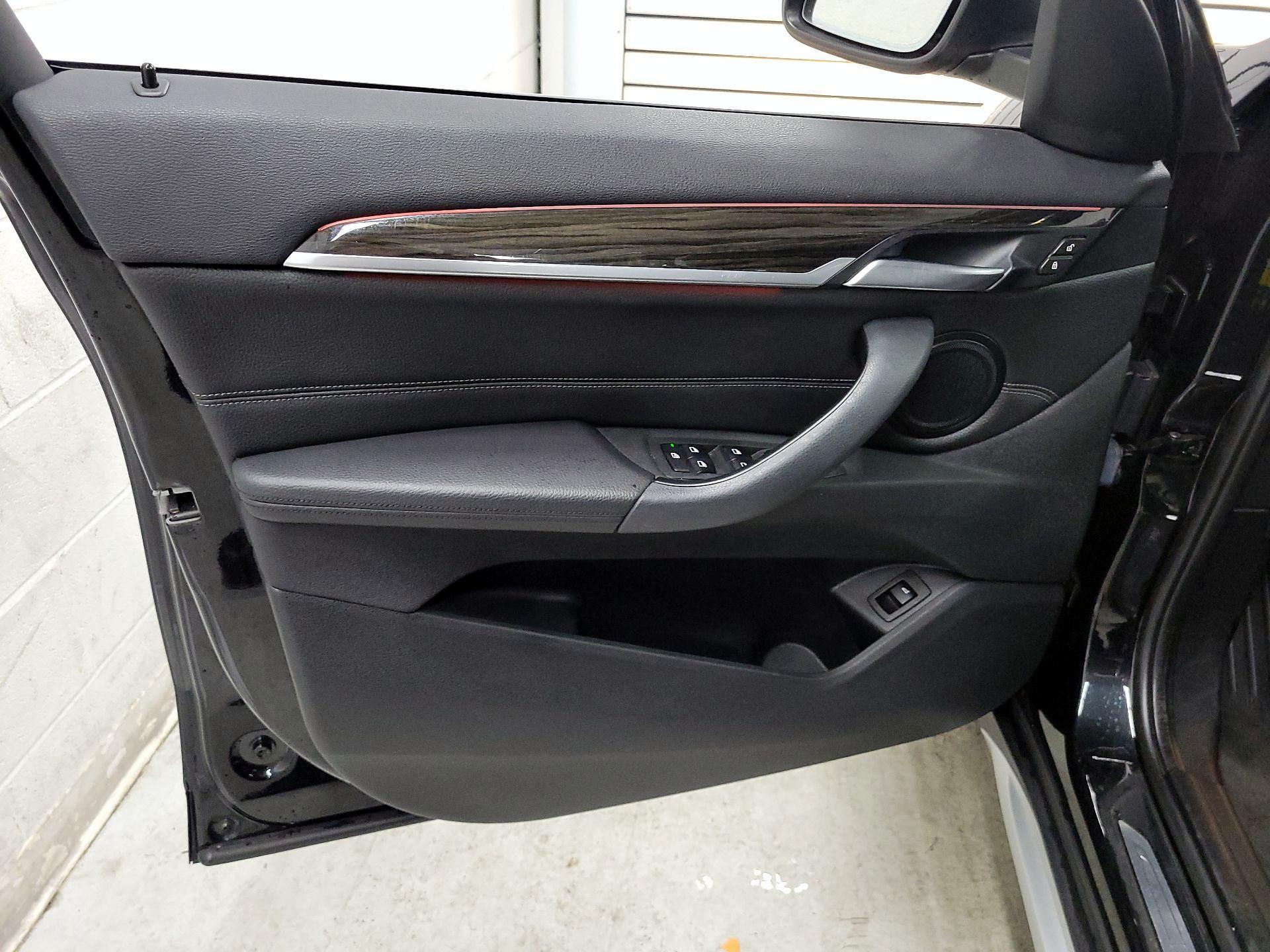 Thumbnail: 2018 BMW X1 - 12