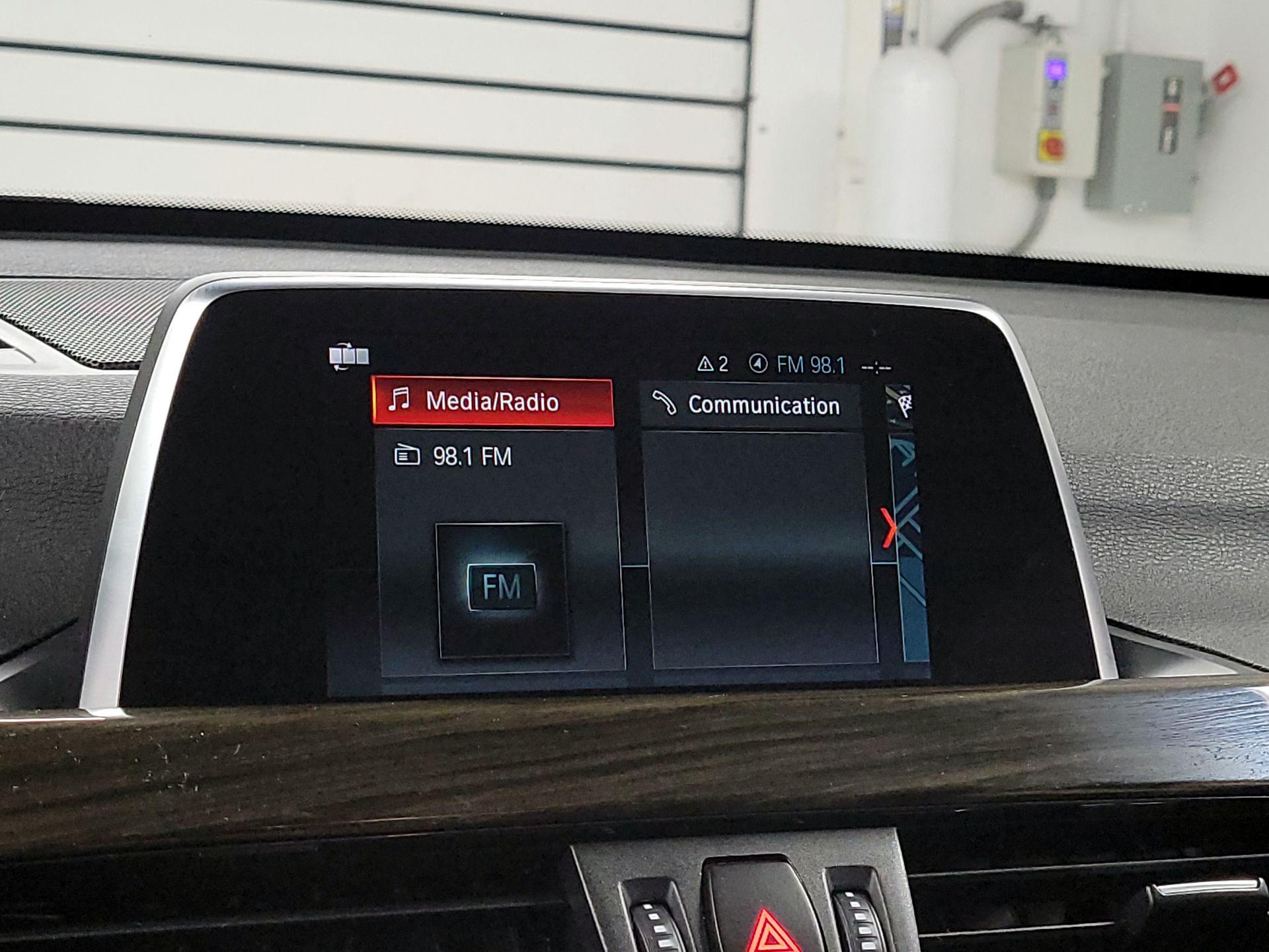 Thumbnail: 2018 BMW X1 - 15