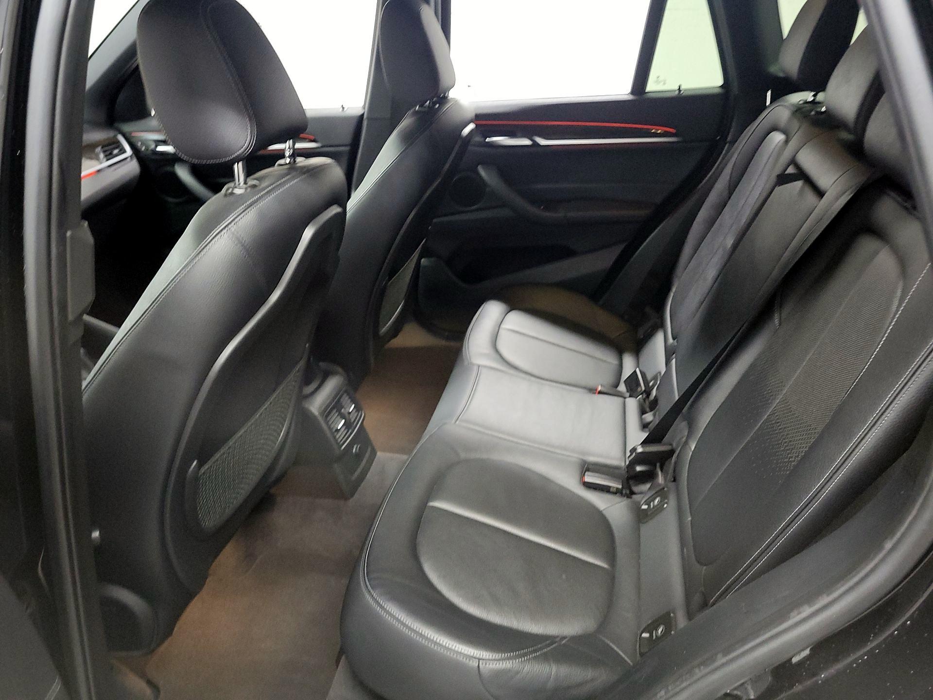 Thumbnail: 2018 BMW X1 - 18