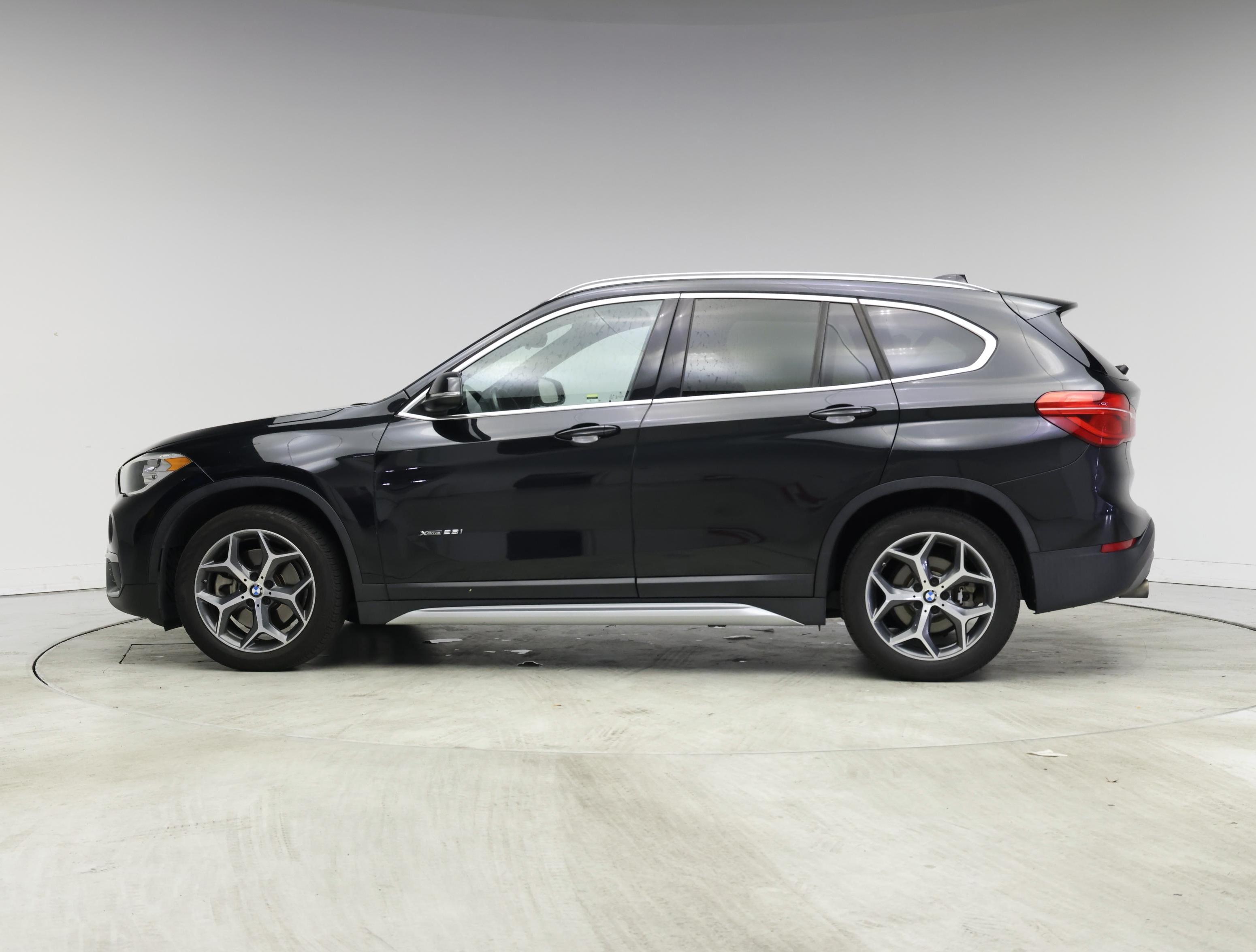 Thumbnail: 2018 BMW X1 - 3