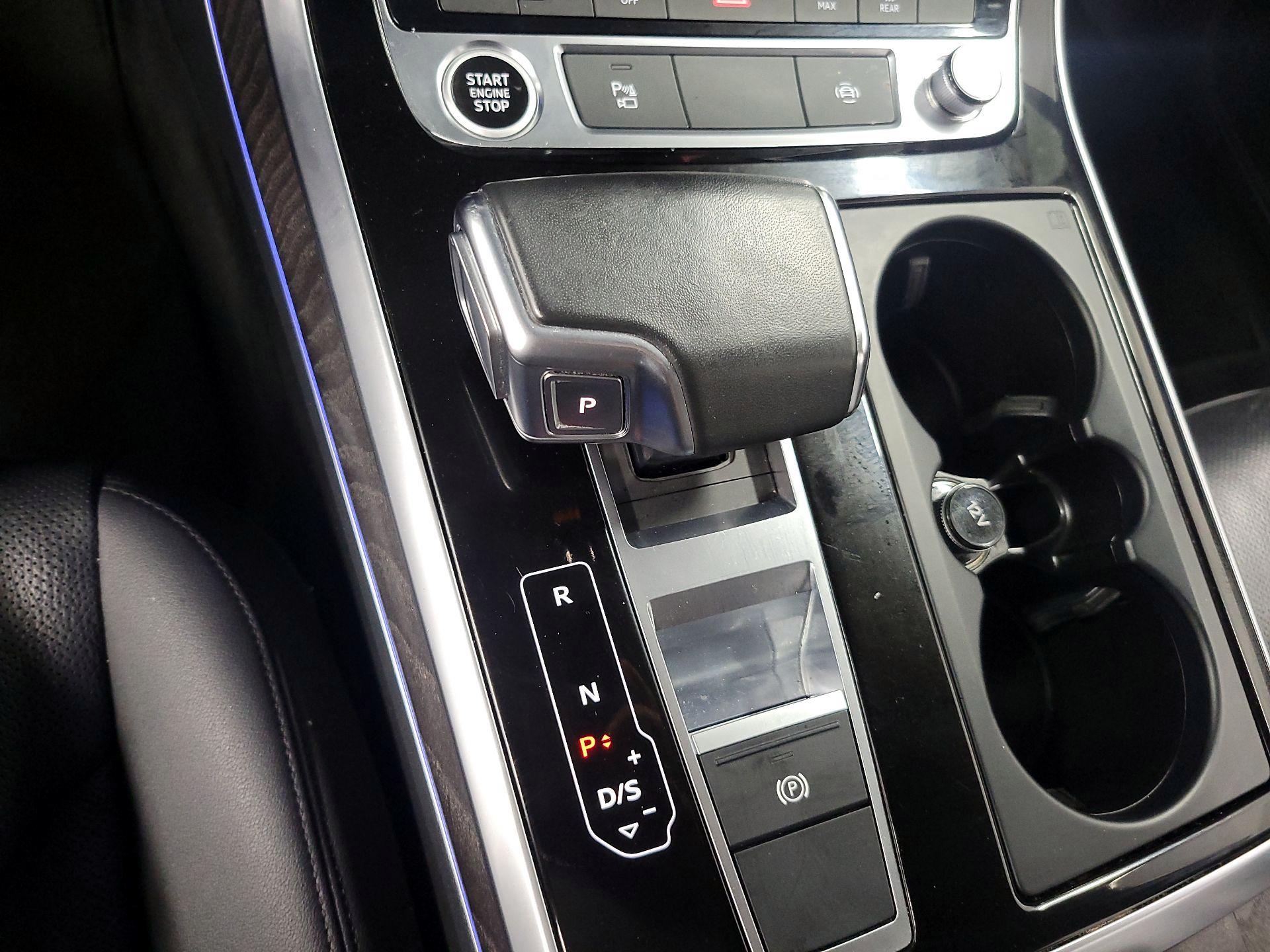 Thumbnail: 2022 Audi Q7 - 16