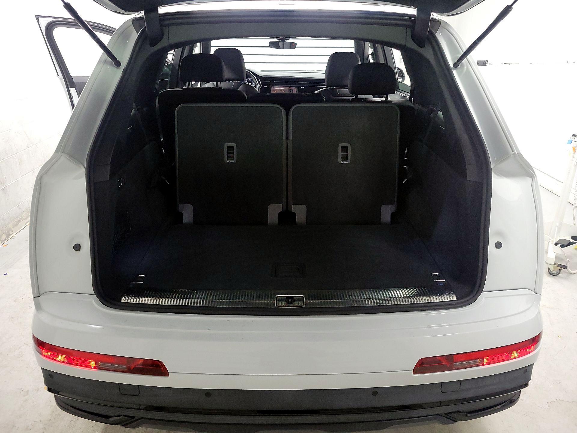 Thumbnail: 2022 Audi Q7 - 18