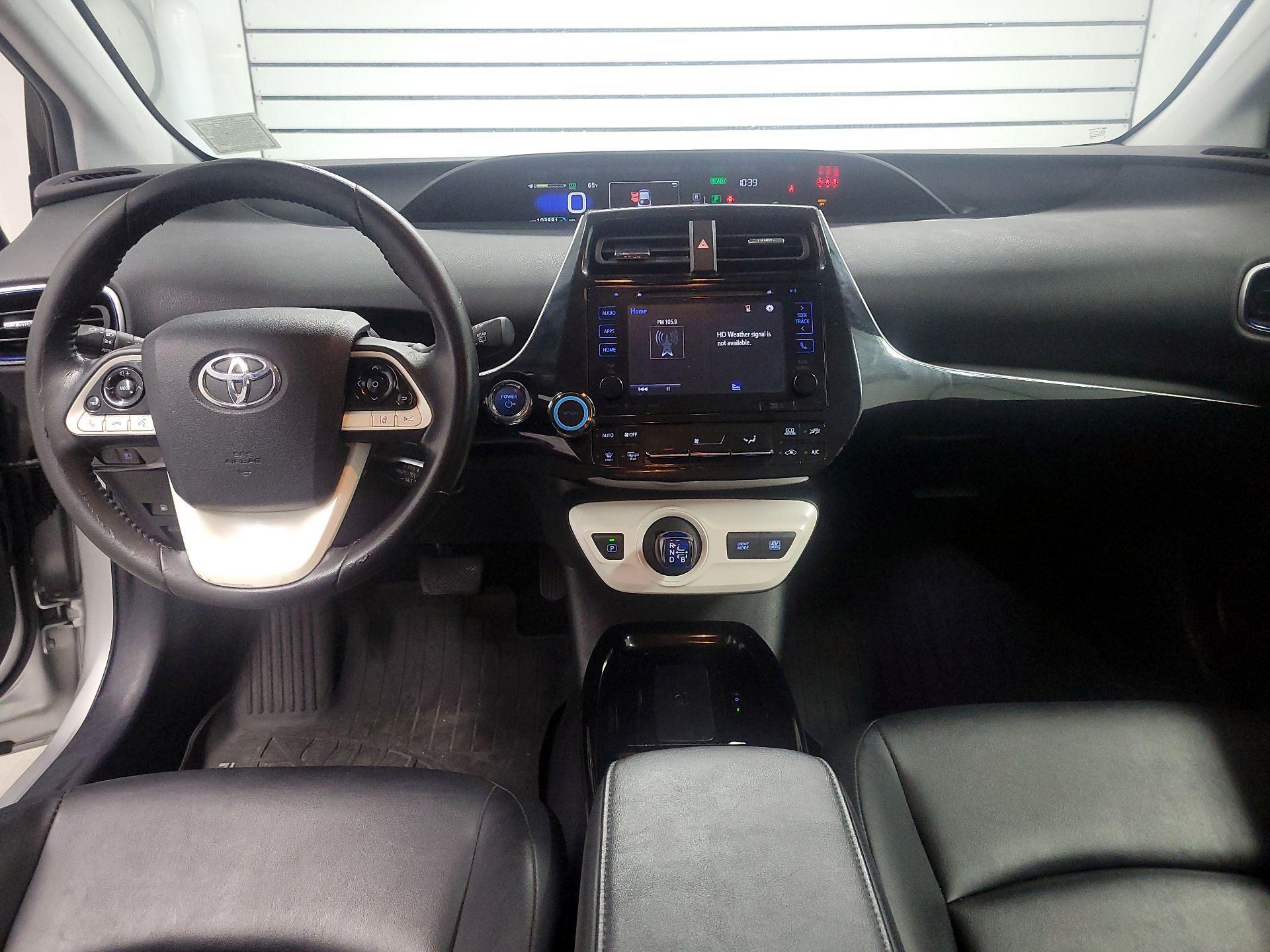 Thumbnail: 2018 Toyota Prius - 9