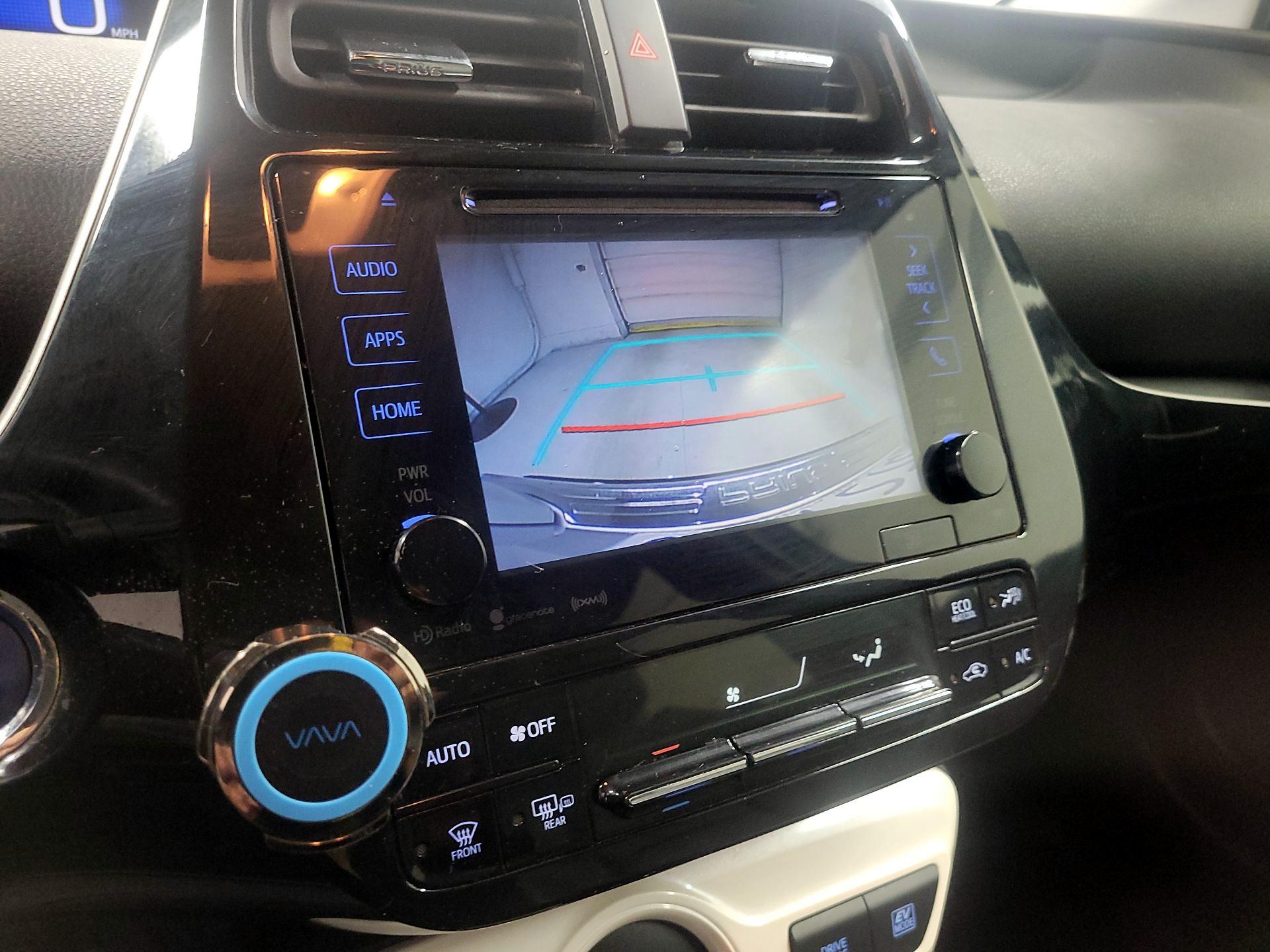 Thumbnail: 2018 Toyota Prius - 14