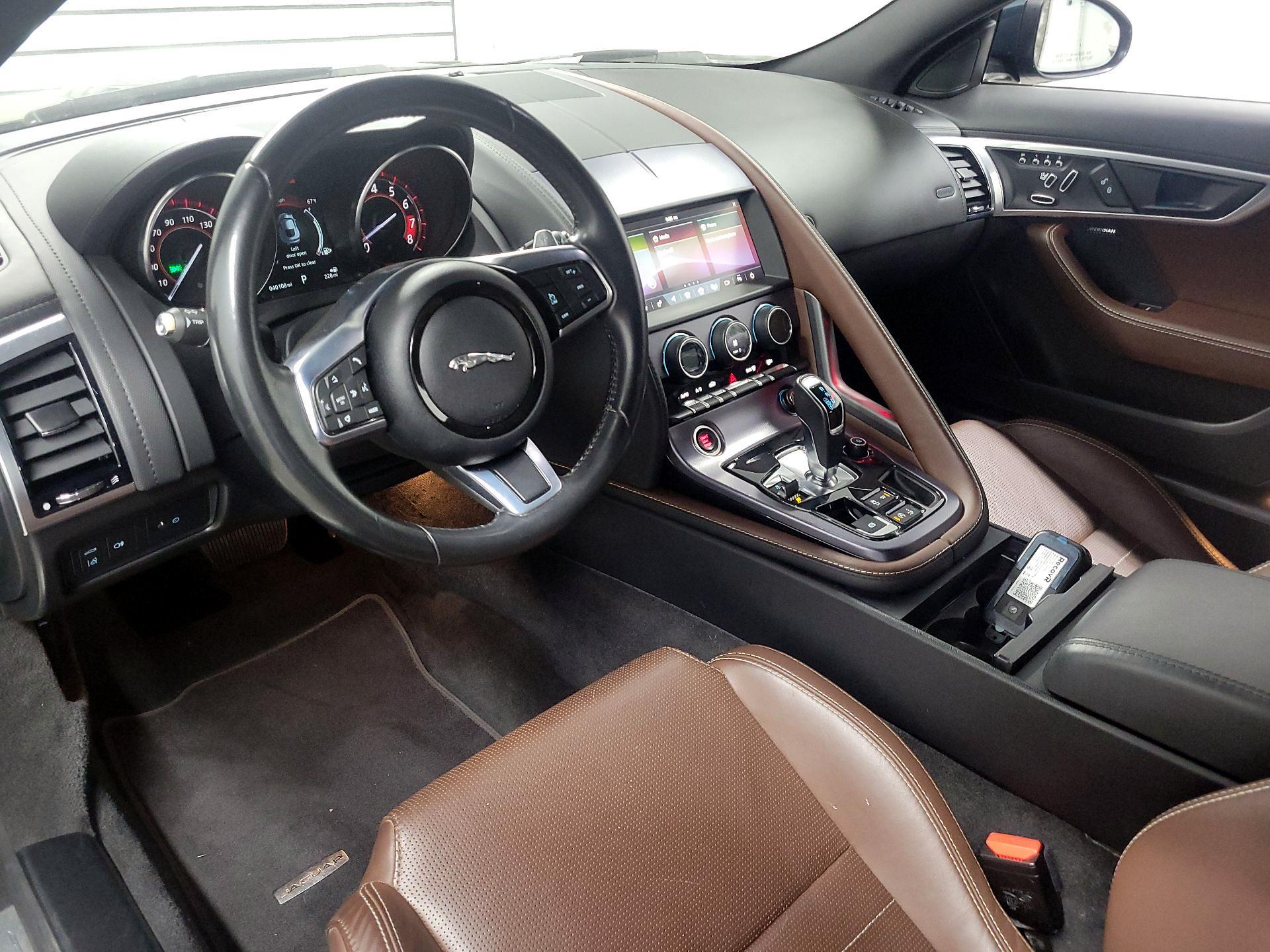 Thumbnail: 2020 Jaguar F-Type - 9