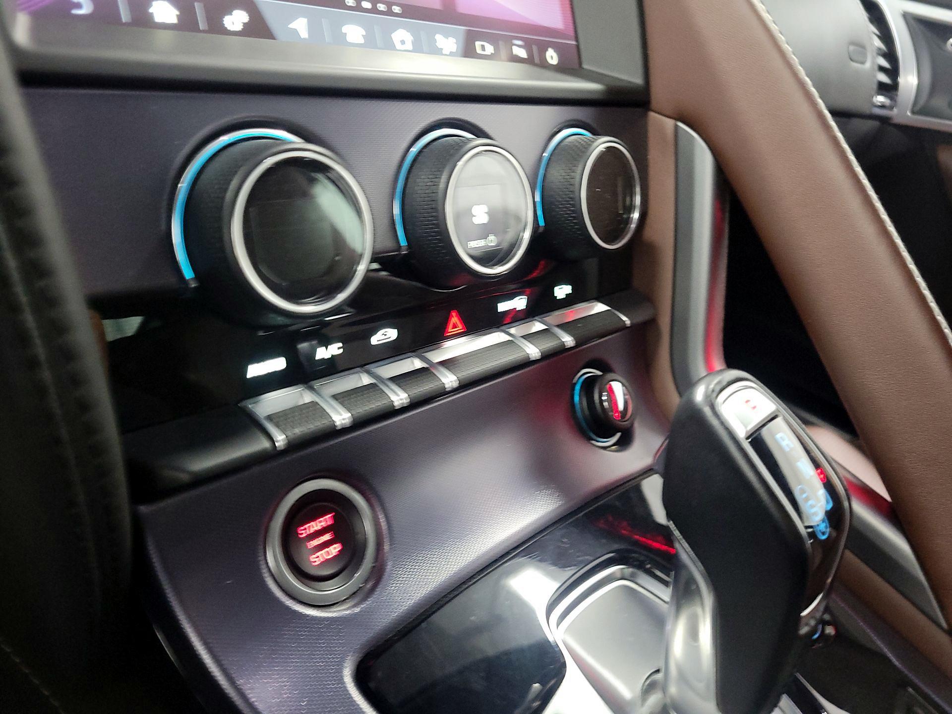 Thumbnail: 2020 Jaguar F-Type - 15