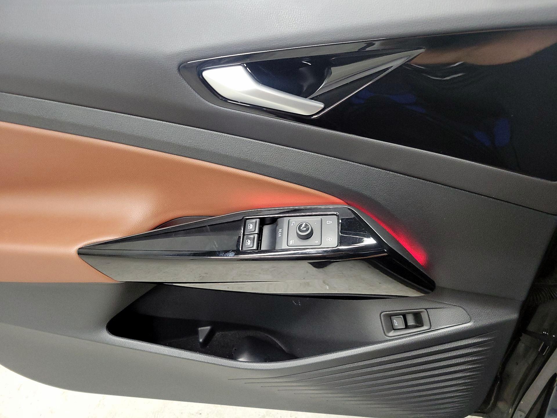 Thumbnail: 2022 Volkswagen ID.4 - 12
