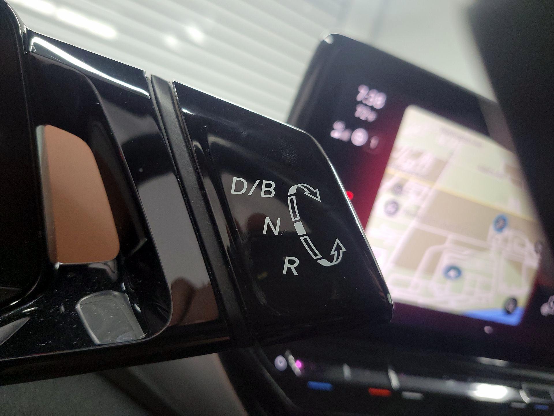 Thumbnail: 2022 Volkswagen ID.4 - 17