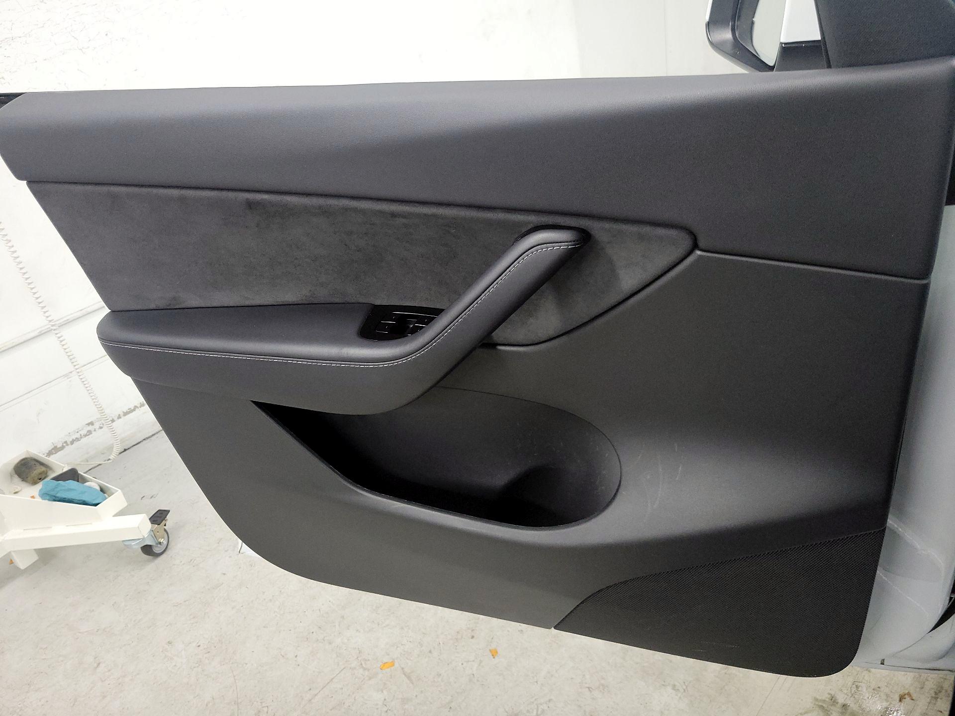 Thumbnail: 2021 Tesla Model Y - 12