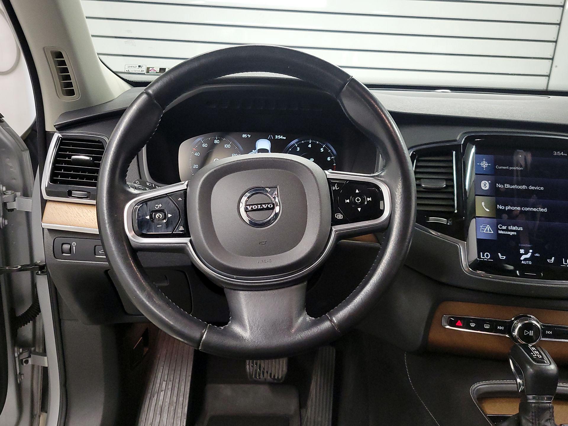 Thumbnail: 2017 Volvo XC90 - 10