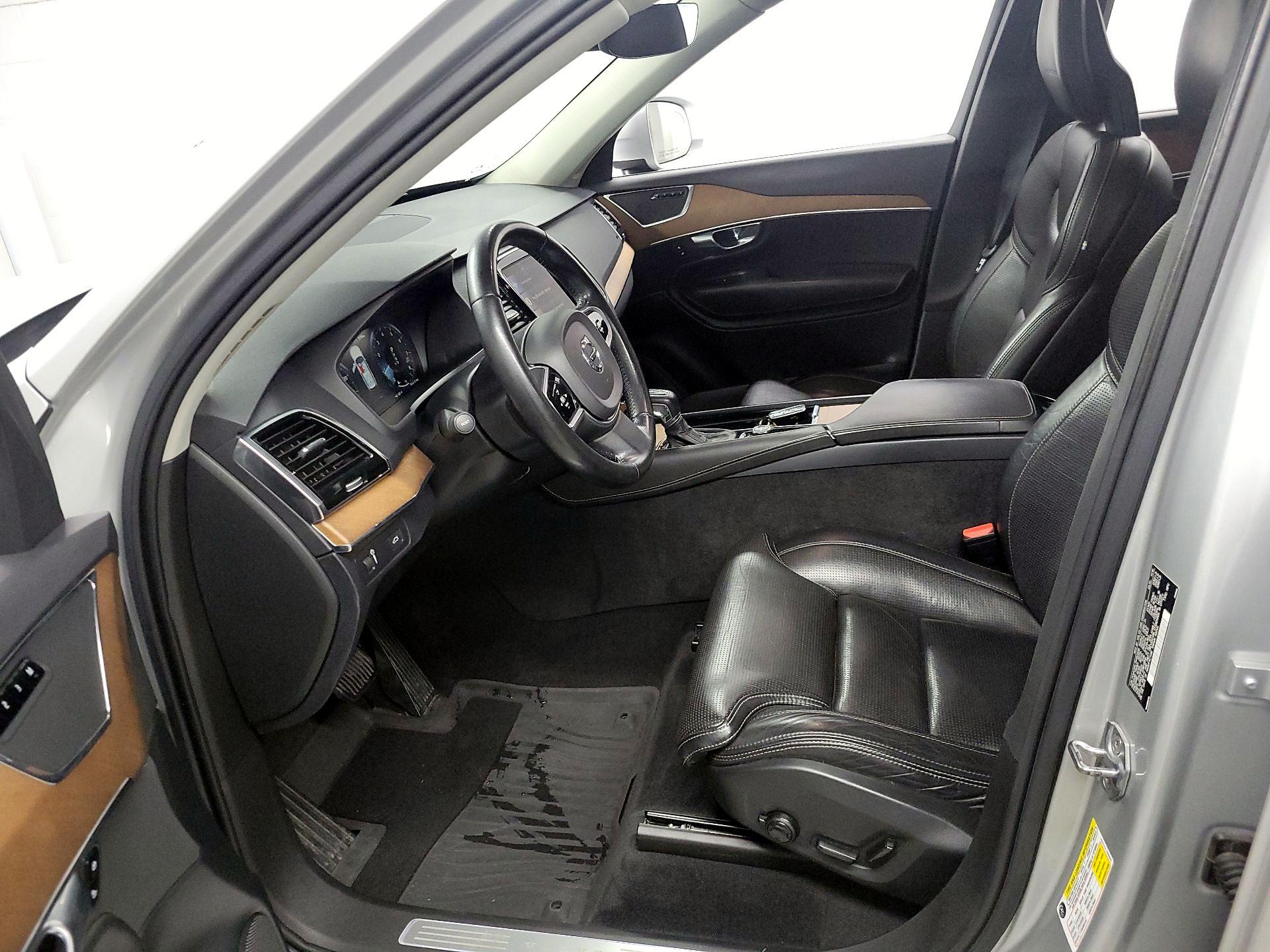 Thumbnail: 2017 Volvo XC90 - 11