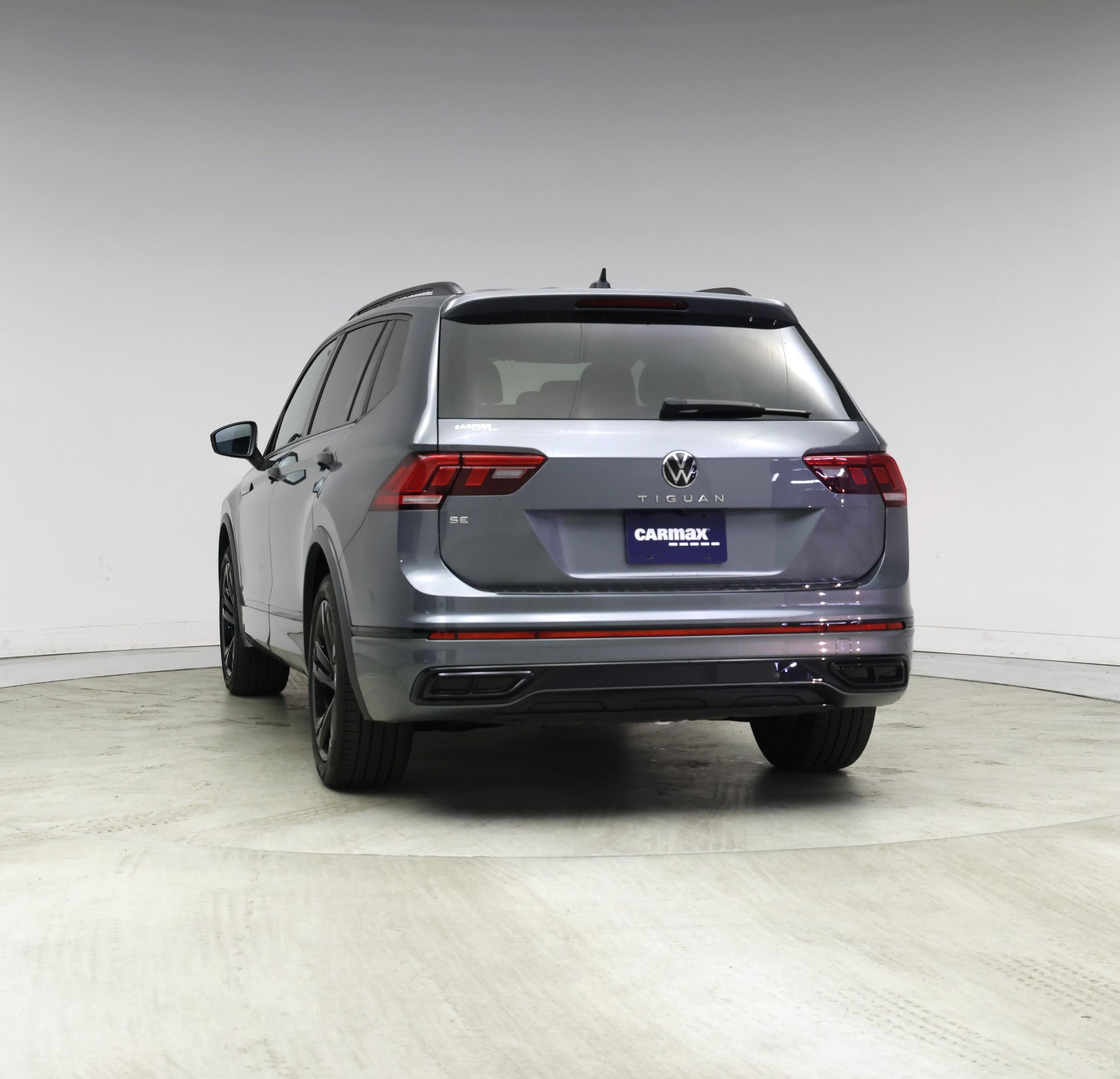 Thumbnail: 2023 Volkswagen Tiguan - 6