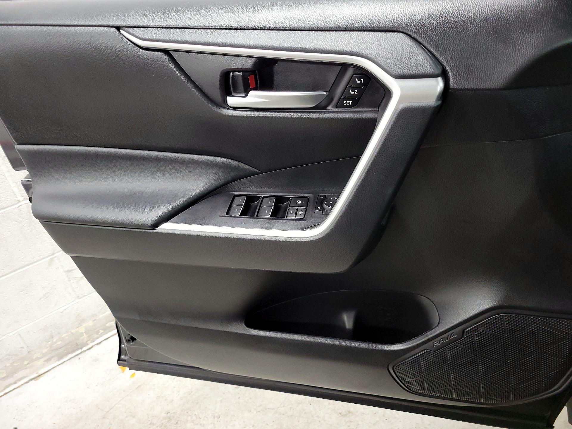 Thumbnail: 2023 Toyota RAV4 - 12