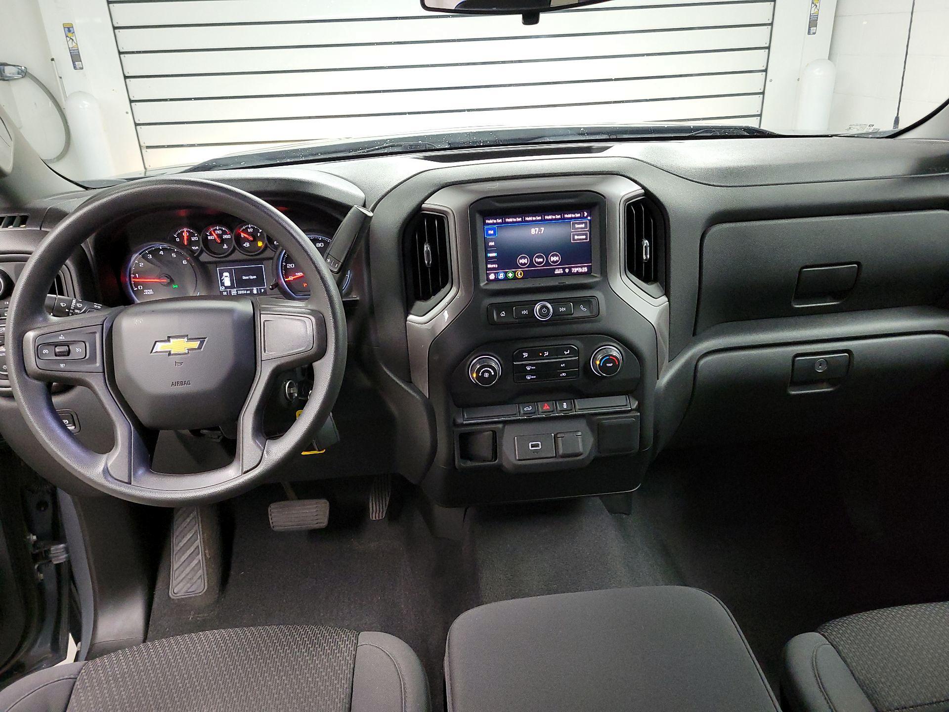 Thumbnail: 2020 Chevrolet Silverado 1500 - 9