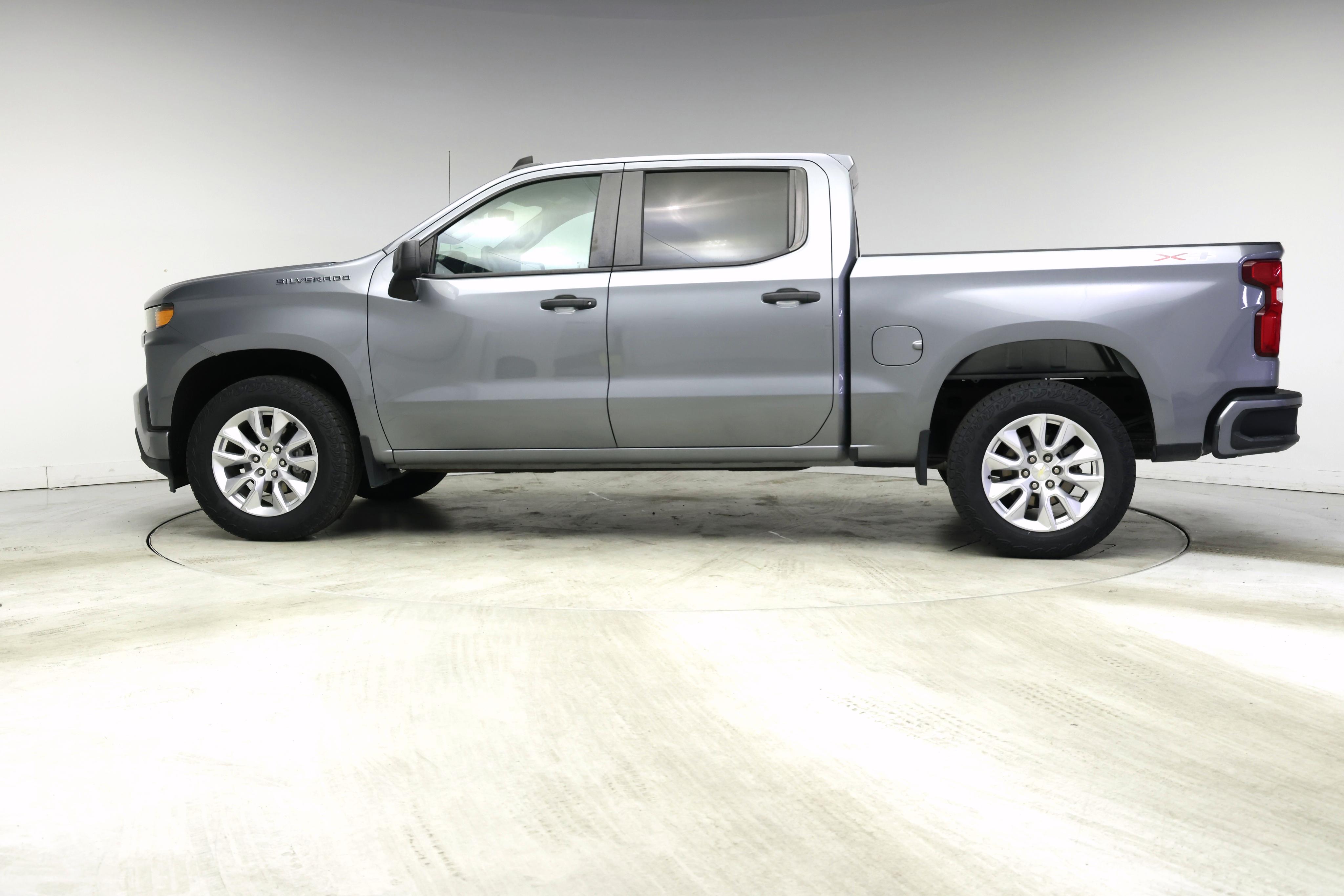 Thumbnail: 2020 Chevrolet Silverado 1500 - 3