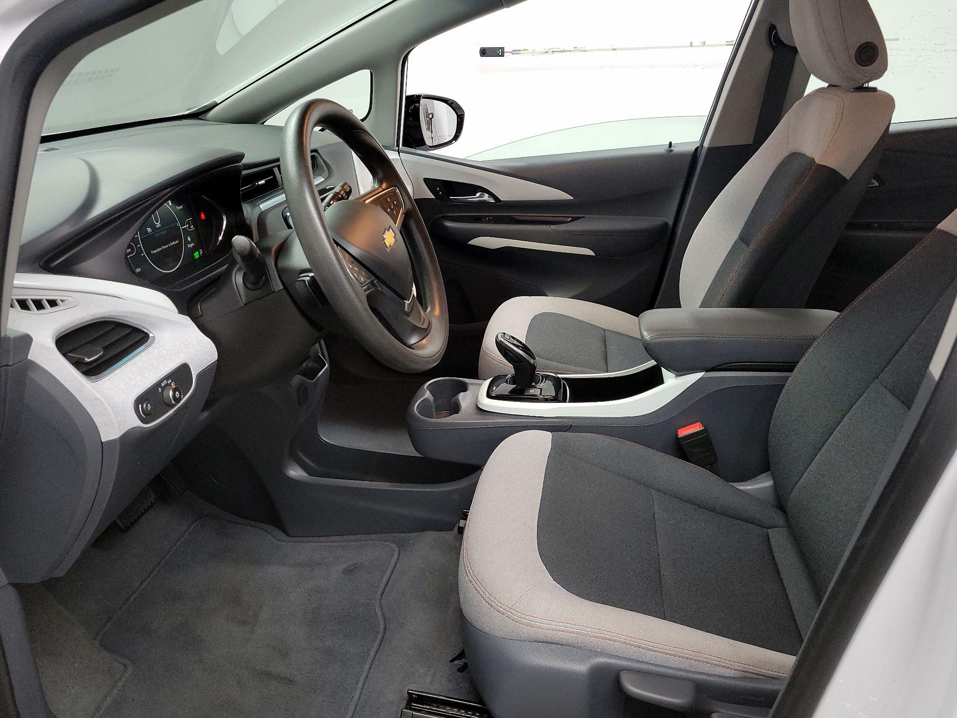 Thumbnail: 2021 Chevrolet Bolt EV - 11