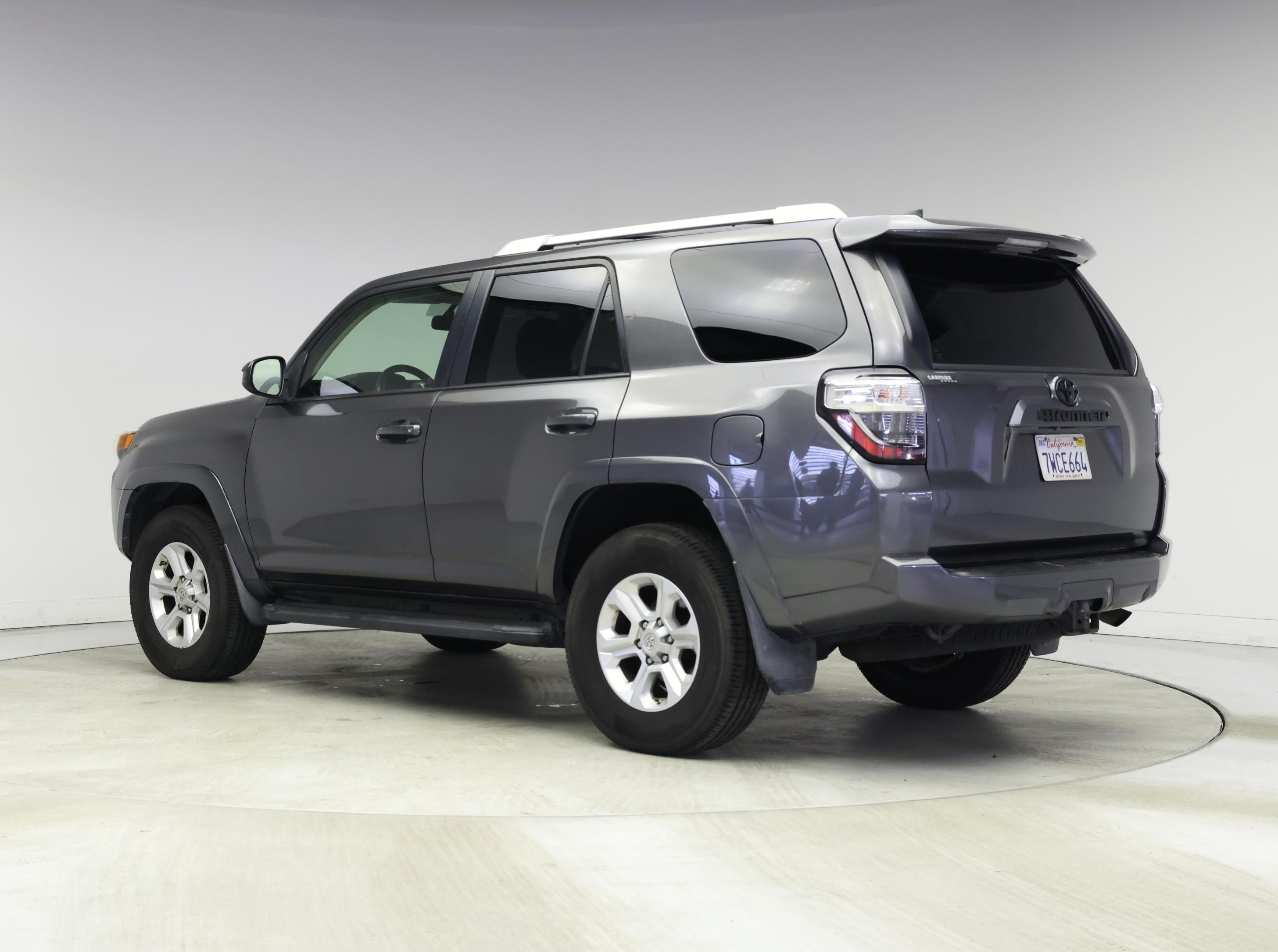 Thumbnail: 2016 Toyota 4Runner - 2