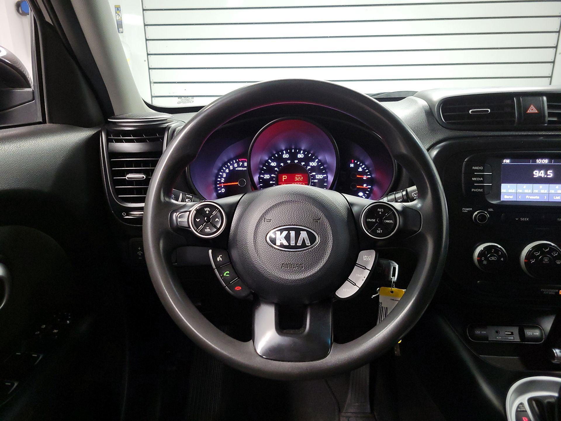Thumbnail: 2019 Kia Soul - 10