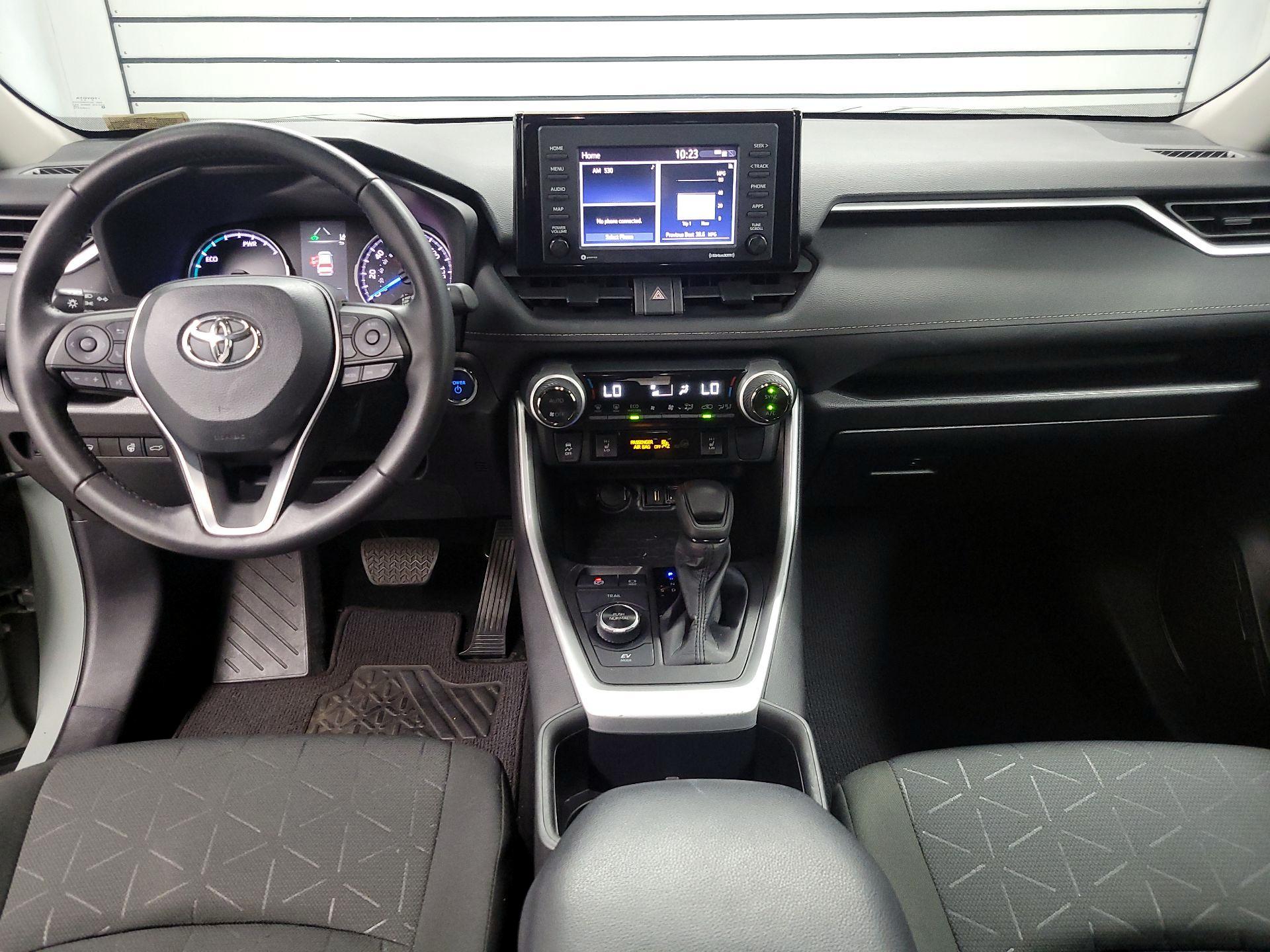 Thumbnail: 2022 Toyota RAV4 - 9