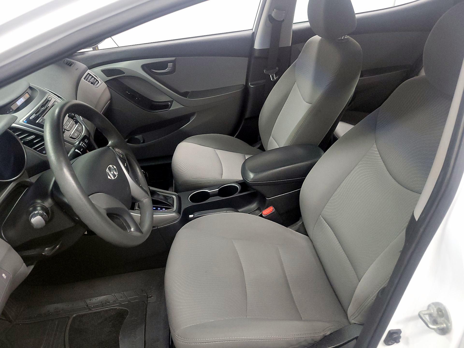 Thumbnail: 2015 Hyundai Elantra - 11