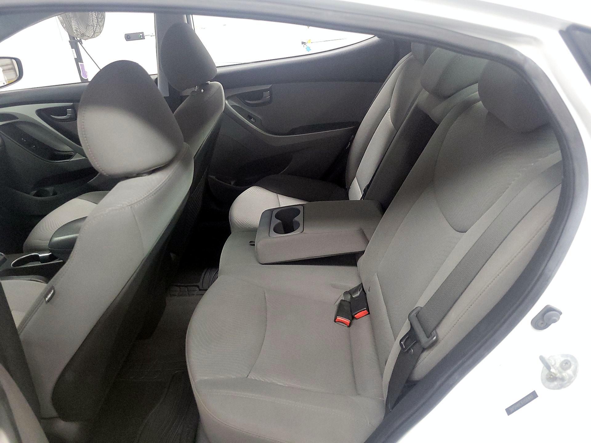 Thumbnail: 2015 Hyundai Elantra - 16