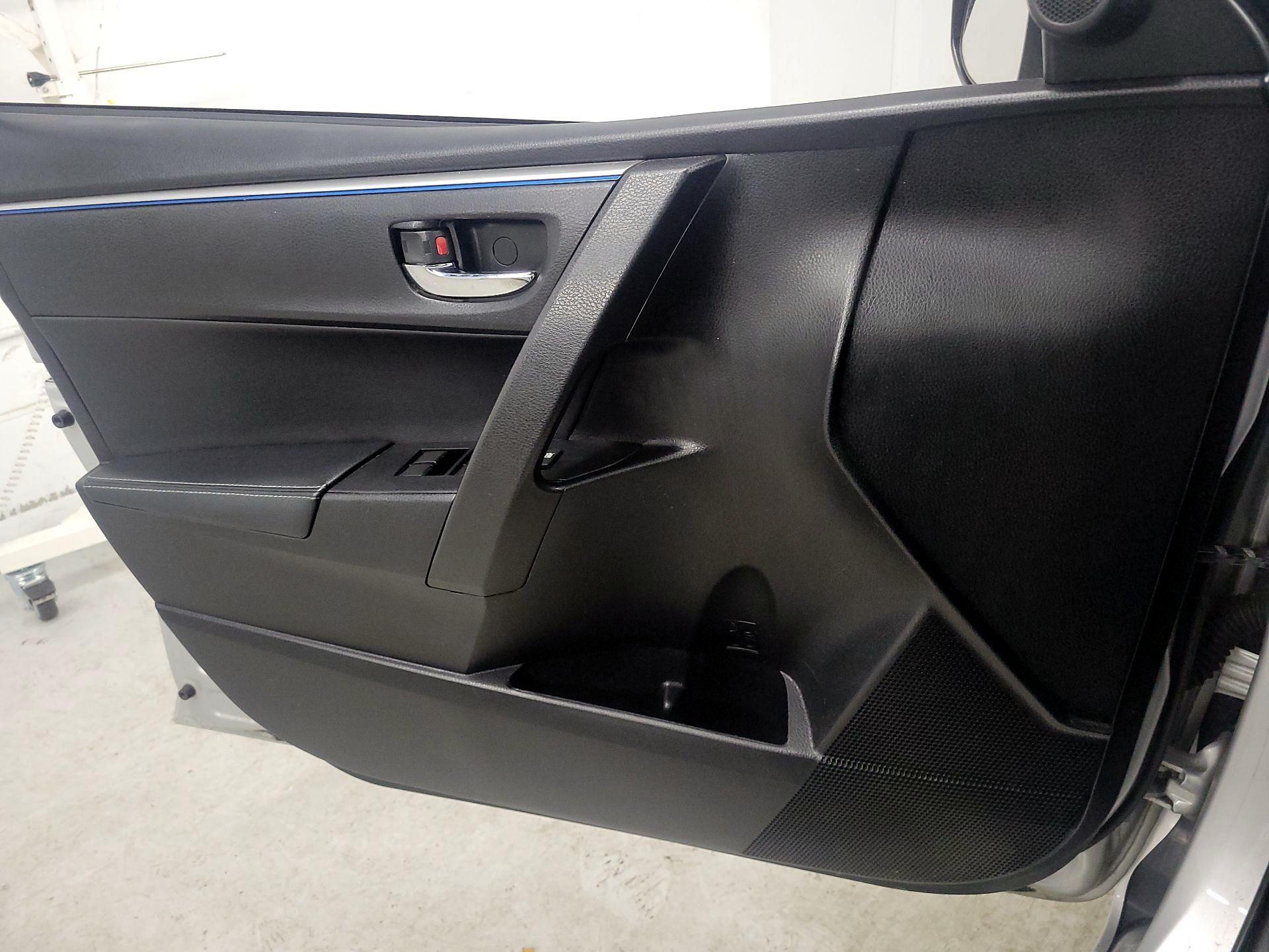 Thumbnail: 2016 Toyota Corolla - 12