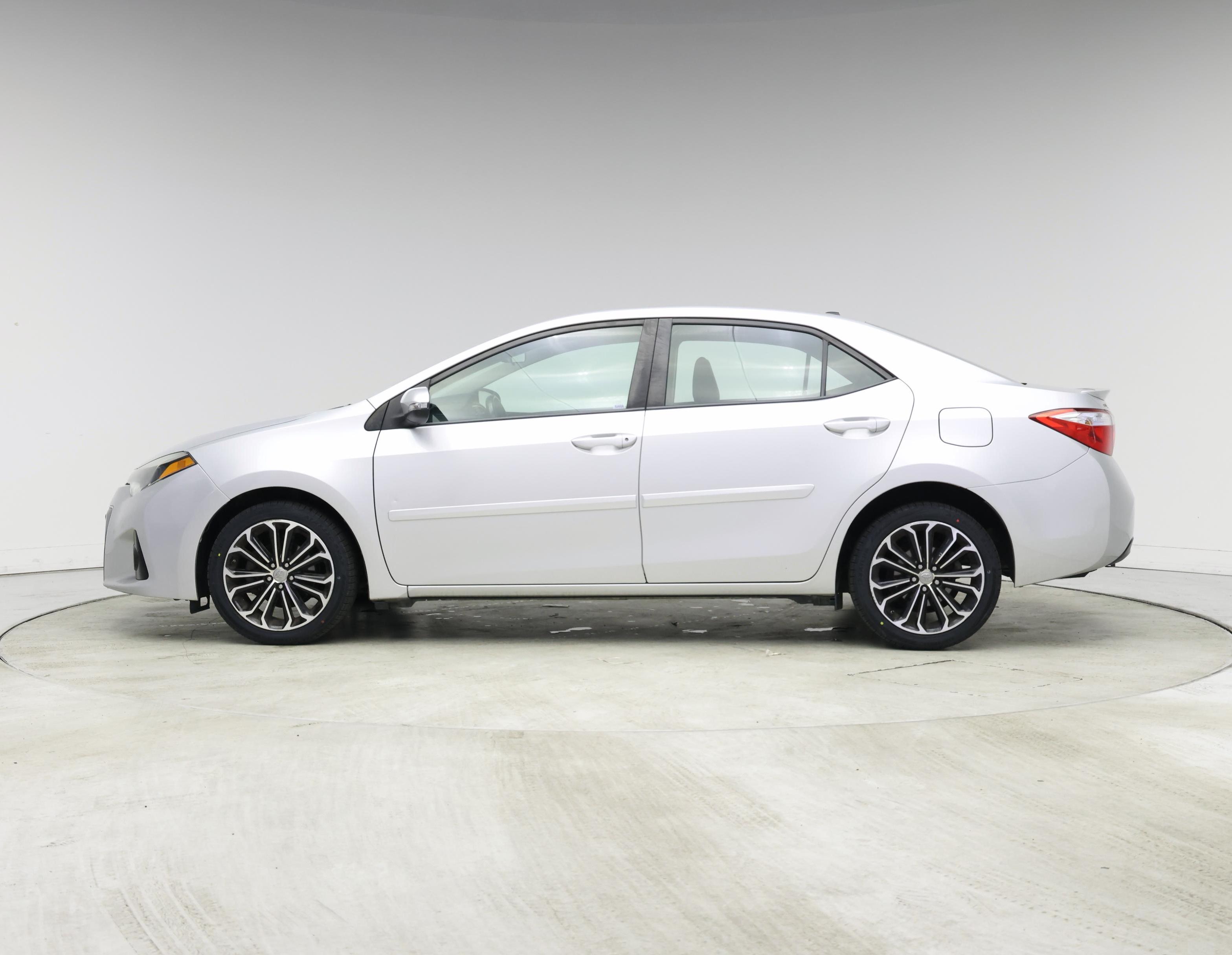 Thumbnail: 2016 Toyota Corolla - 3