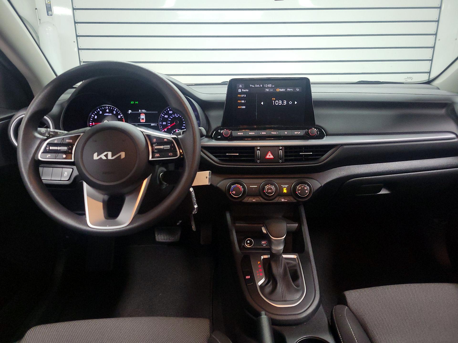 Thumbnail: 2024 Kia Forte - 9