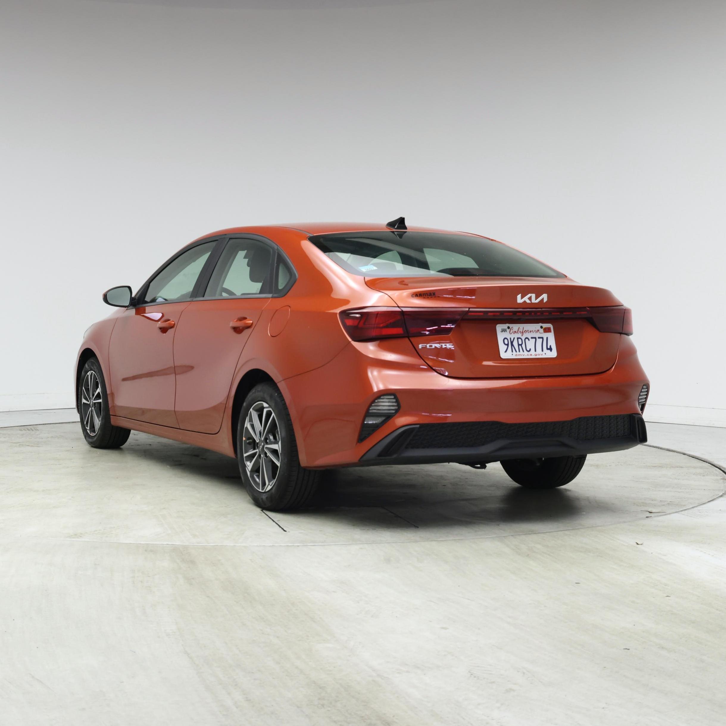 Thumbnail: 2024 Kia Forte - 2