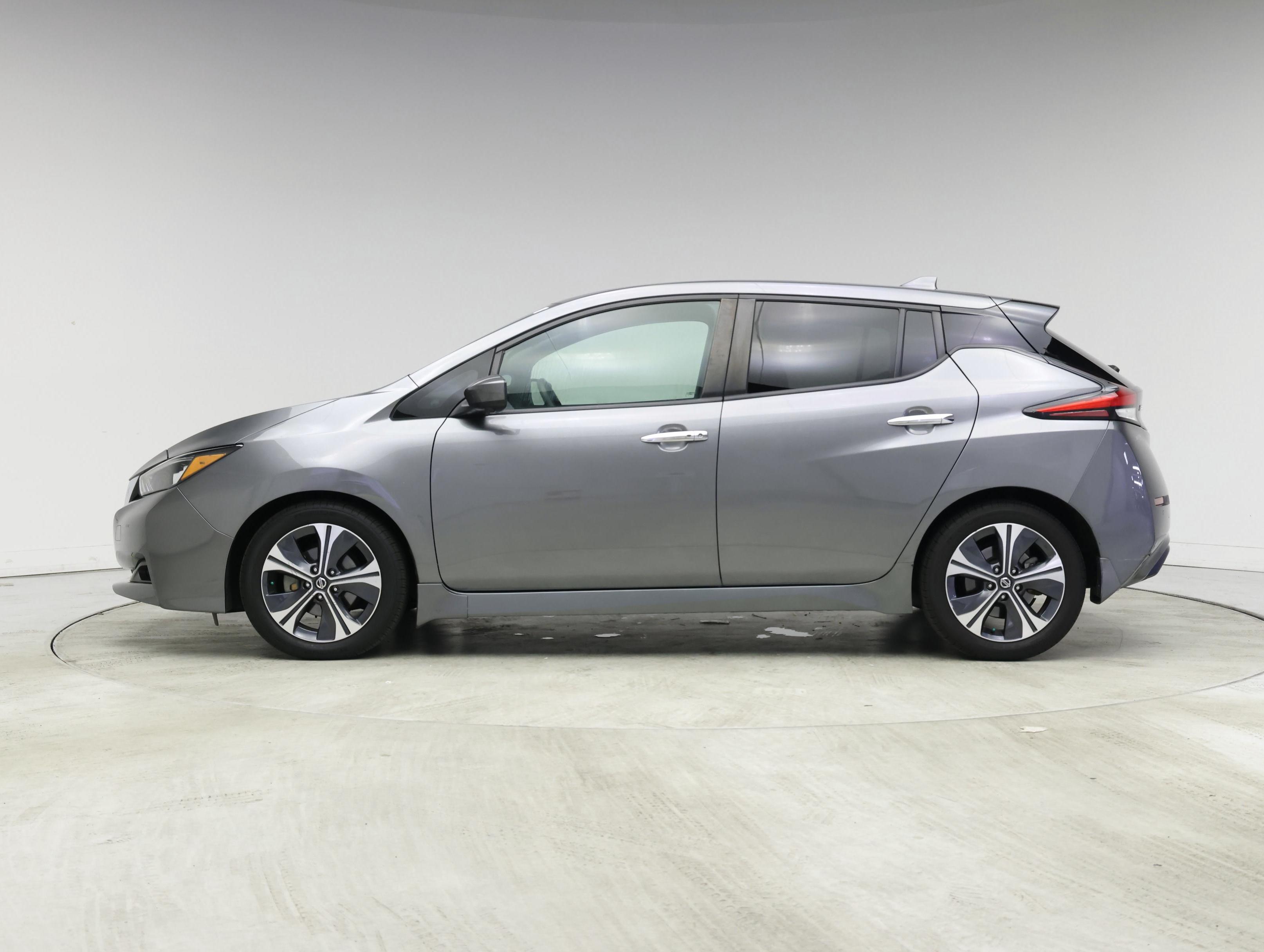 Thumbnail: 2021 Nissan Leaf - 3