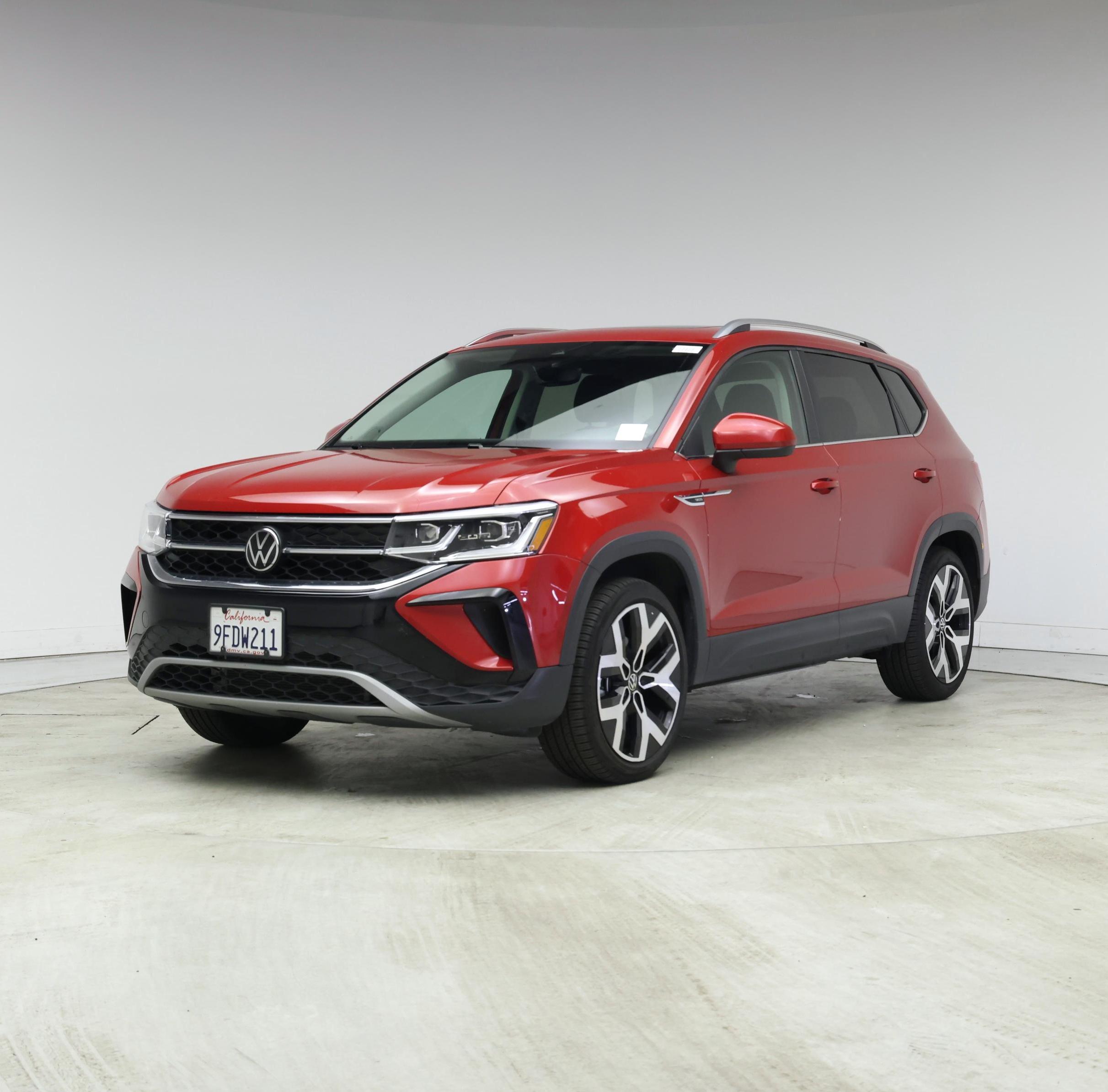 Thumbnail: 2023 Volkswagen Taos - 4