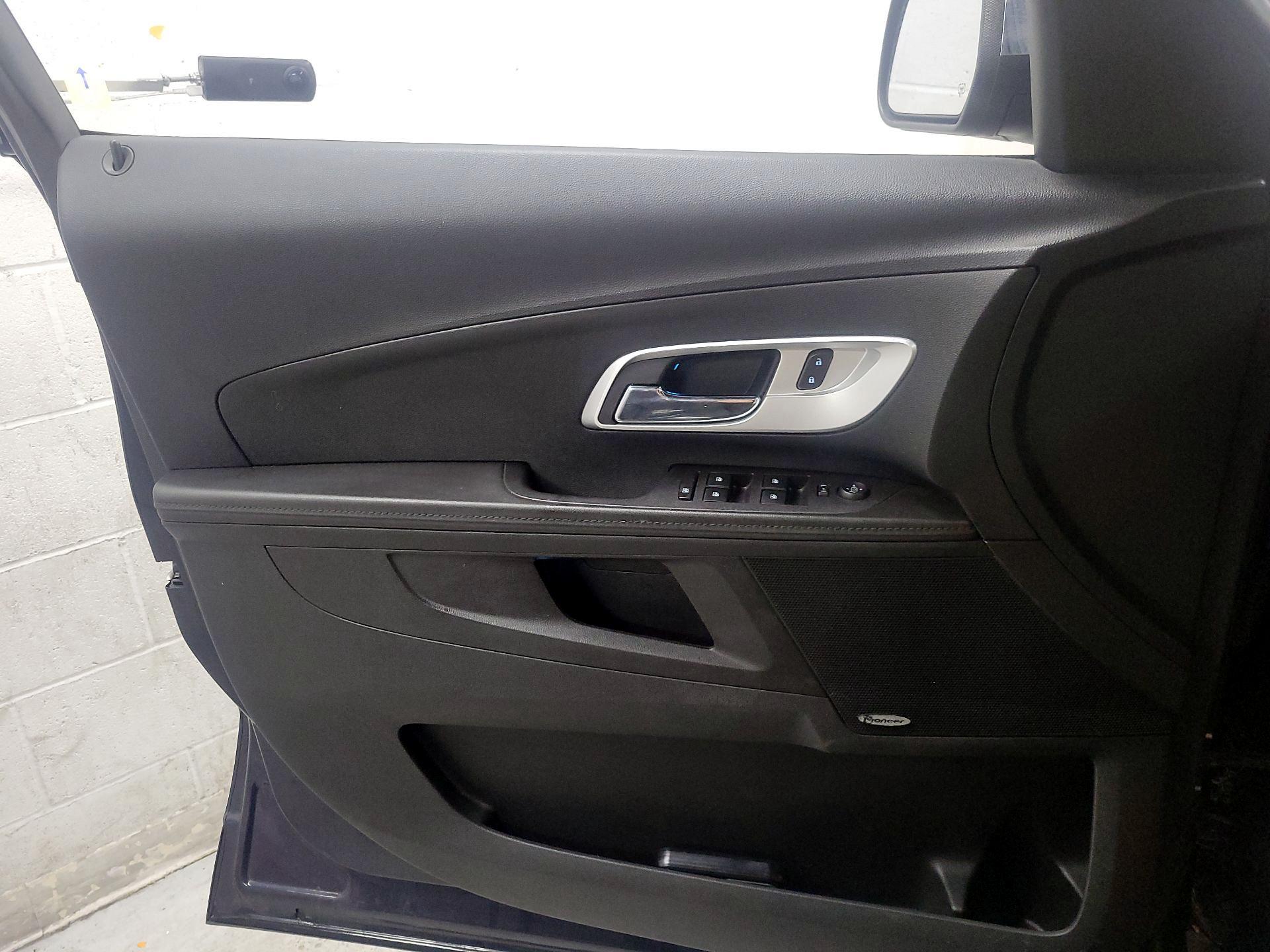 Thumbnail: 2016 Chevrolet Equinox - 12