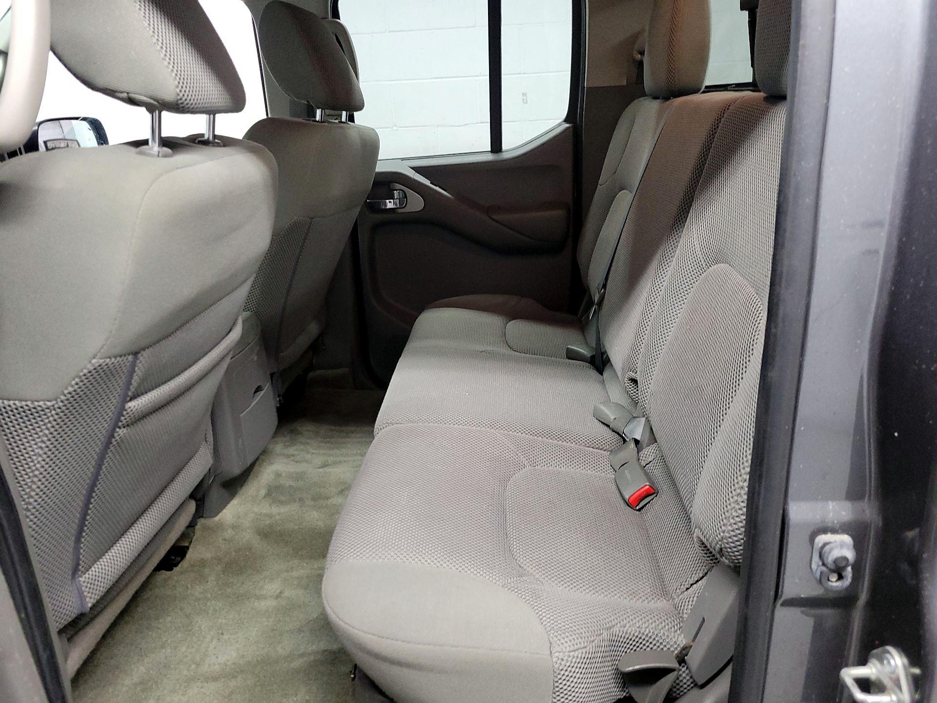 Thumbnail: 2017 Nissan Frontier - 17