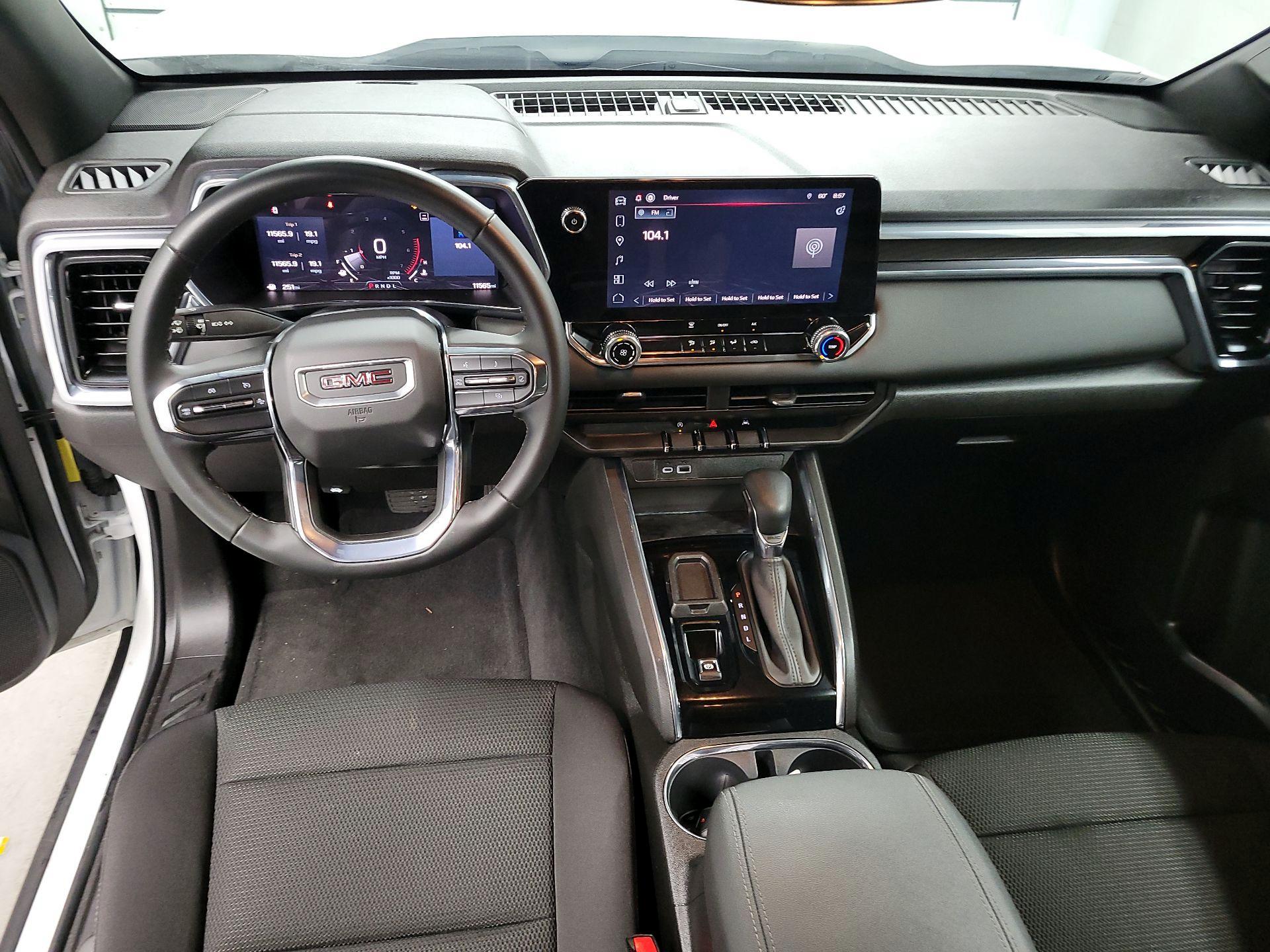 Thumbnail: 2024 GMC Canyon - 9
