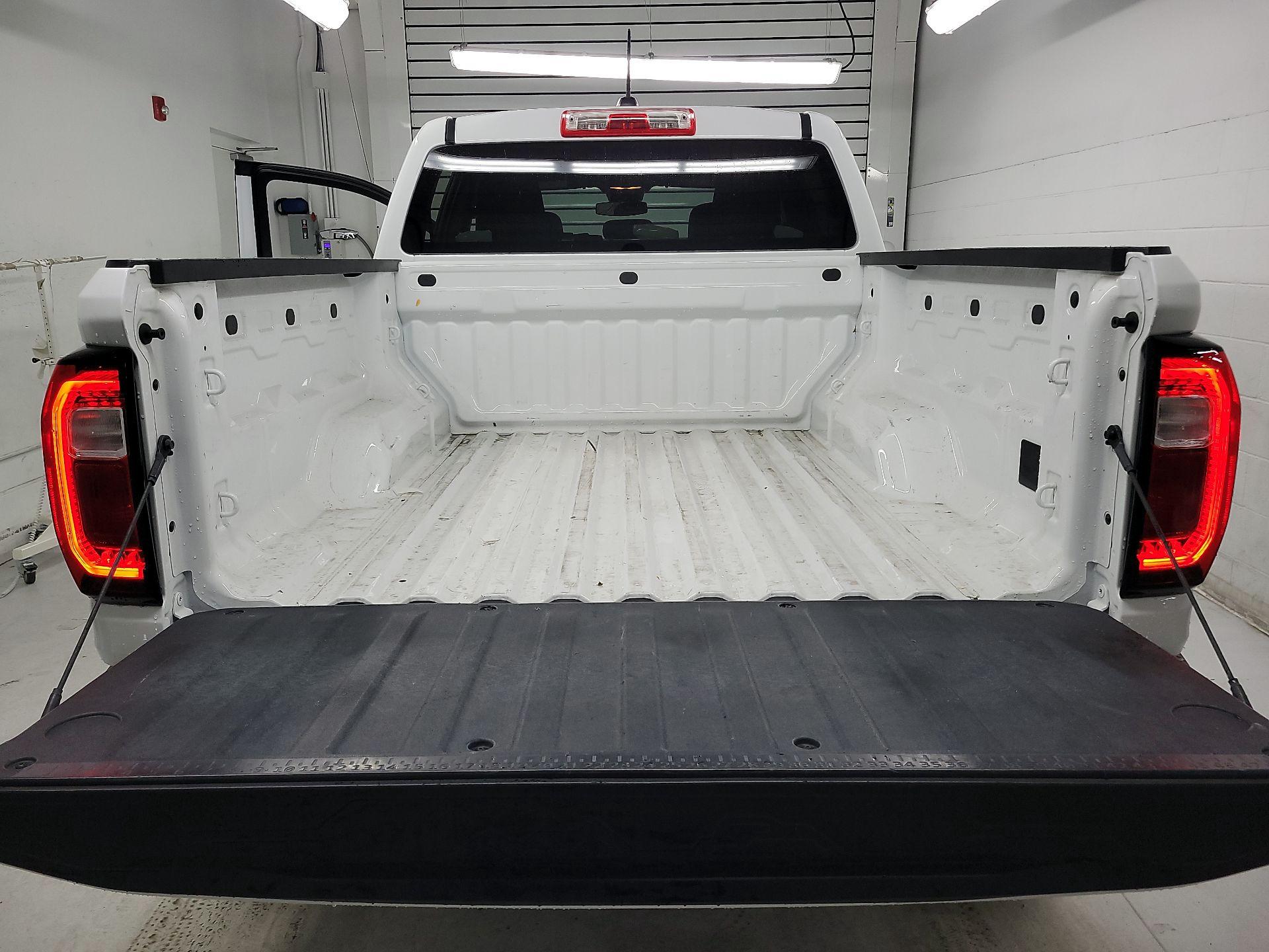 Thumbnail: 2024 GMC Canyon - 19