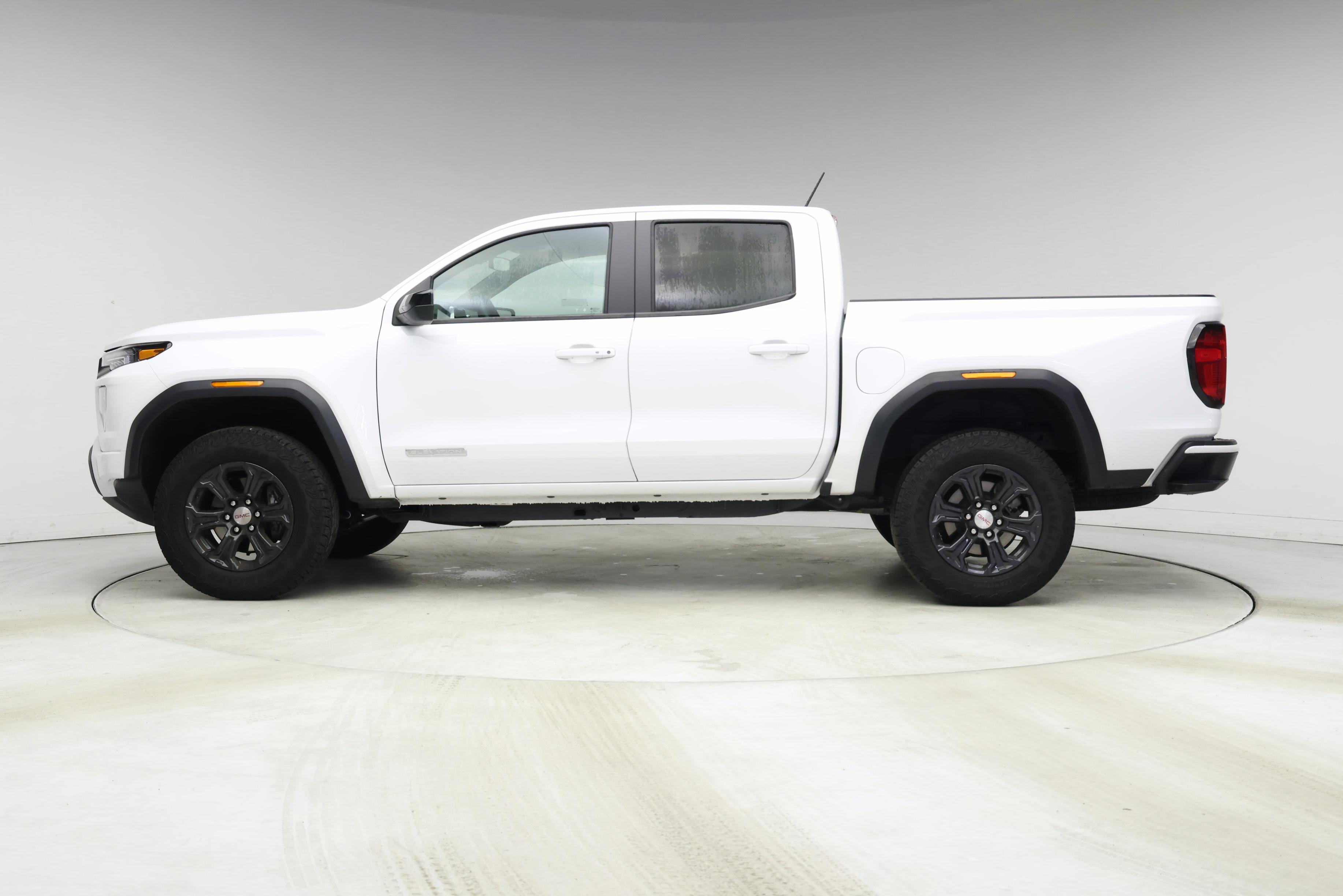 Thumbnail: 2024 GMC Canyon - 3