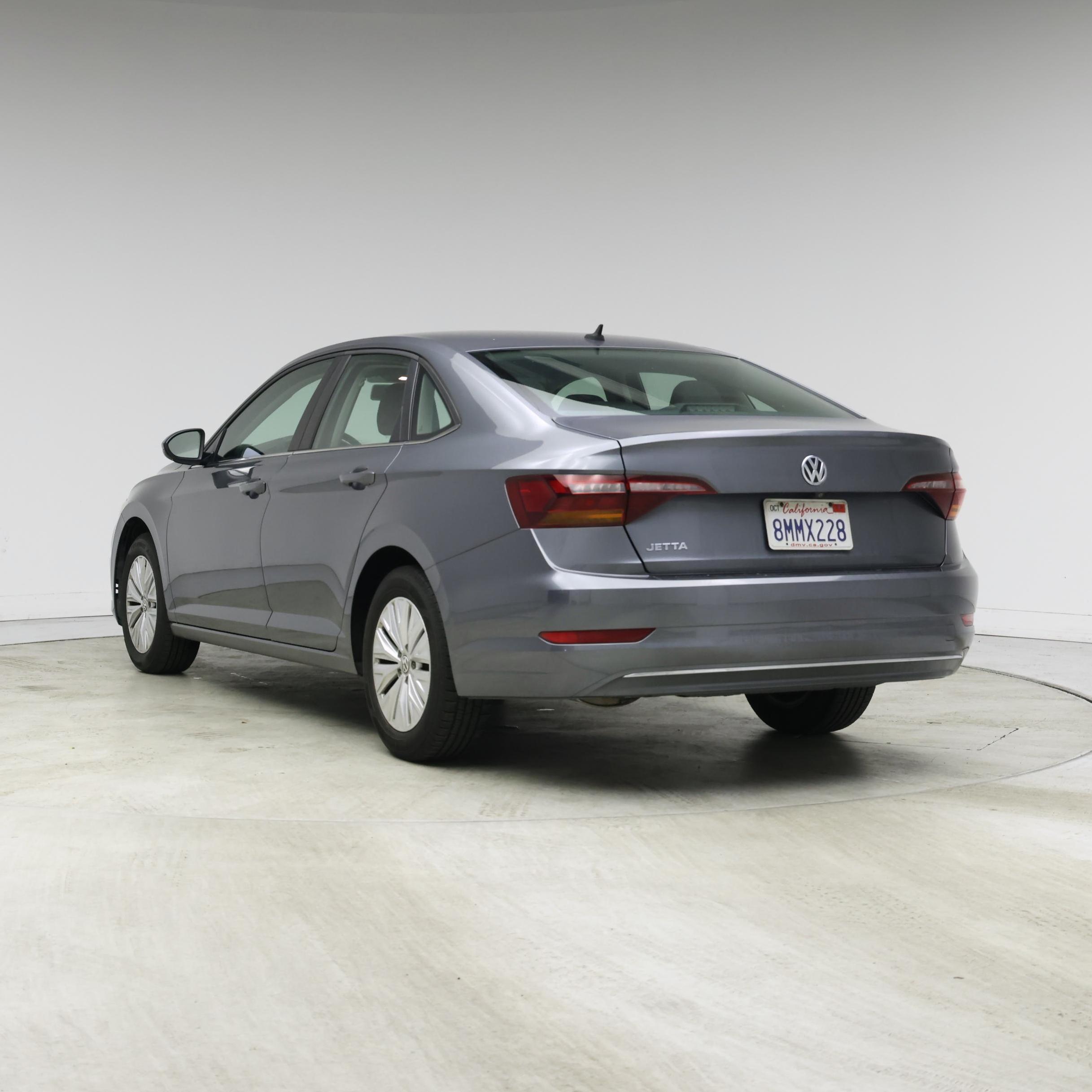 Thumbnail: 2019 Volkswagen Jetta - 2