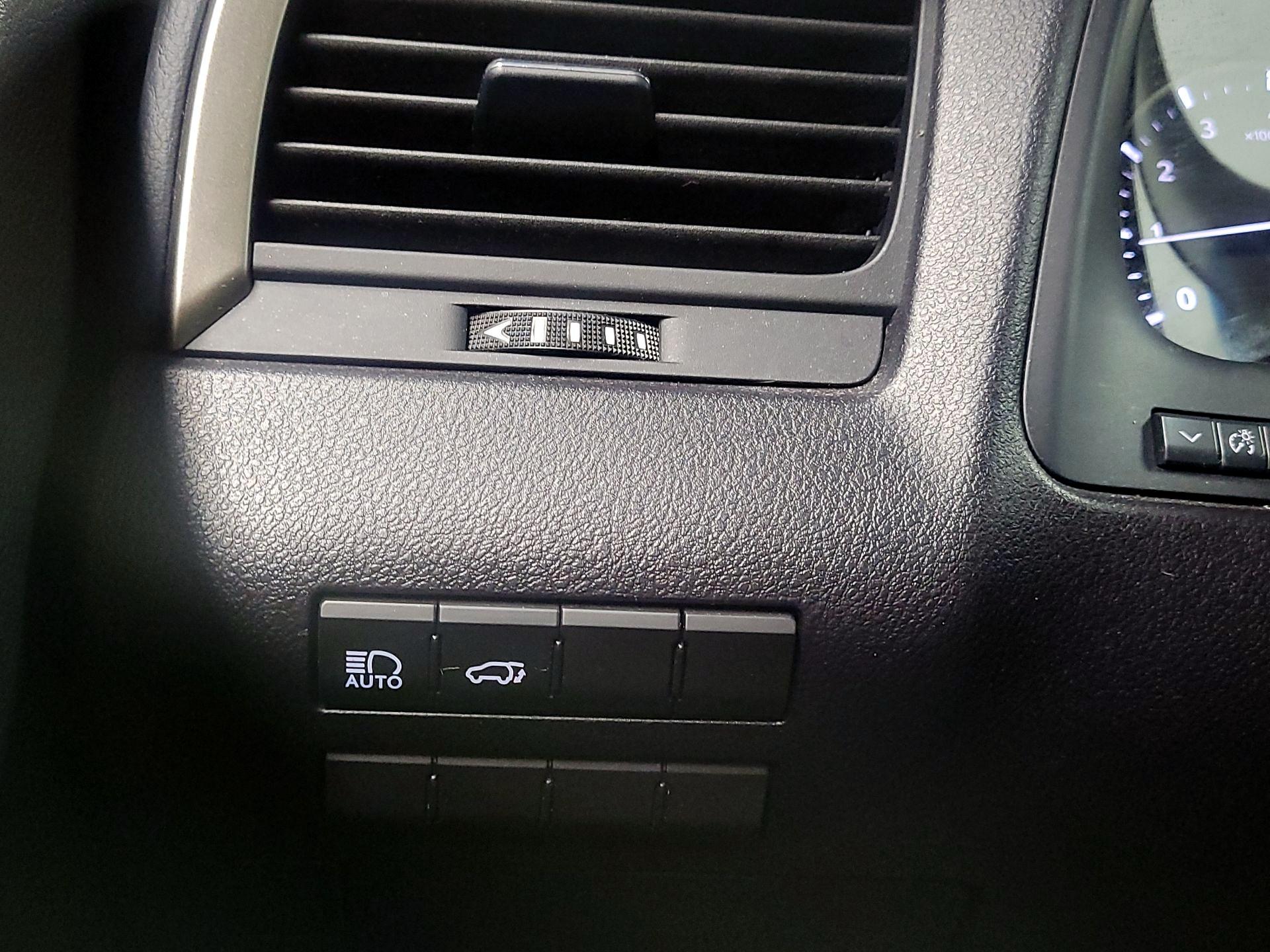 Thumbnail: 2019 Lexus RX - 13