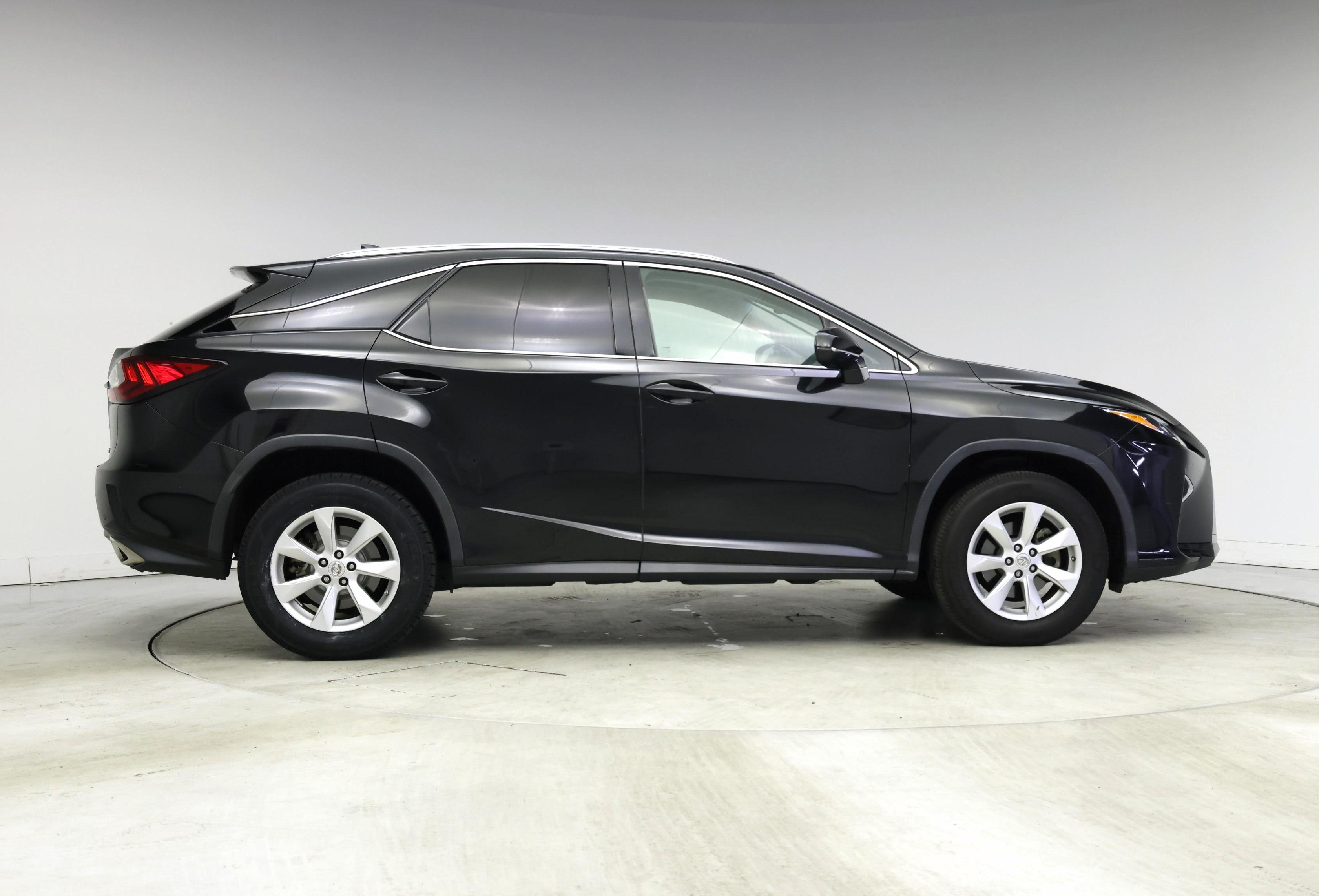 Thumbnail: 2017 Lexus RX - 7