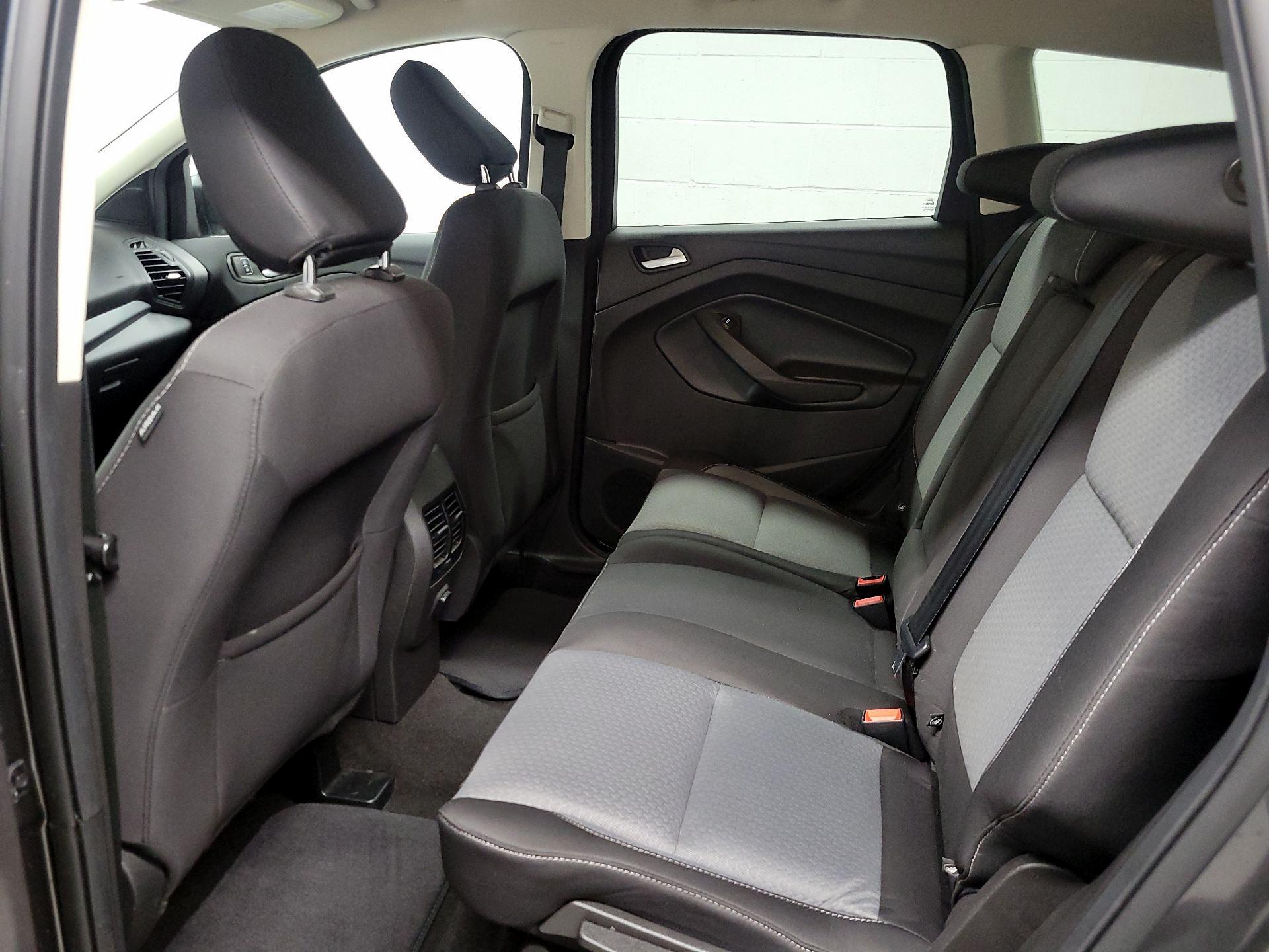 Thumbnail: 2019 Ford Escape - 17