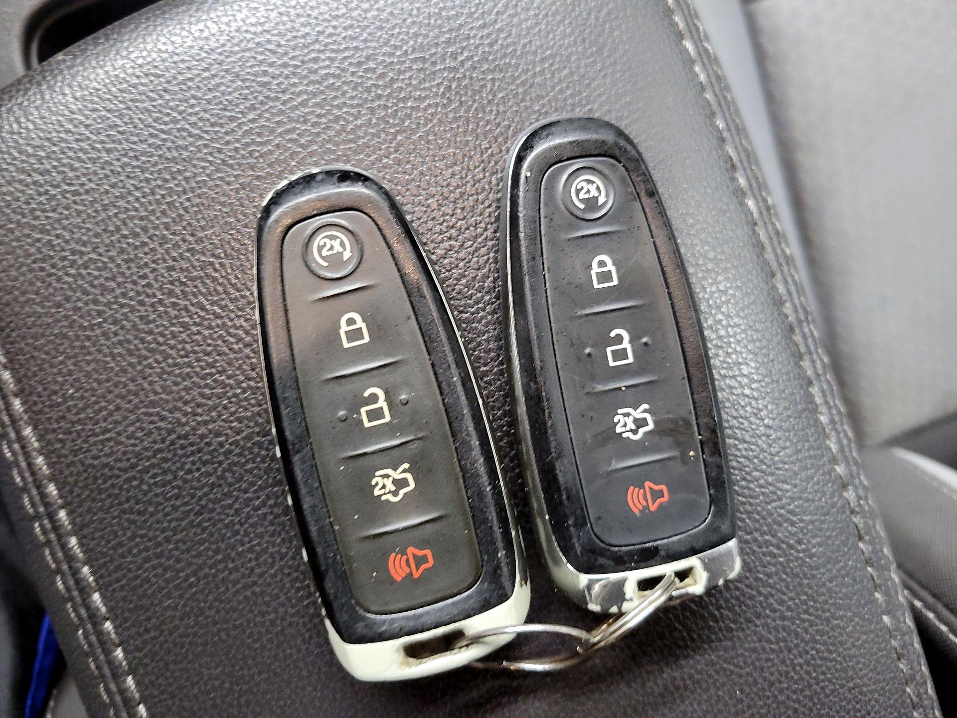 Thumbnail: 2019 Ford Escape - 20