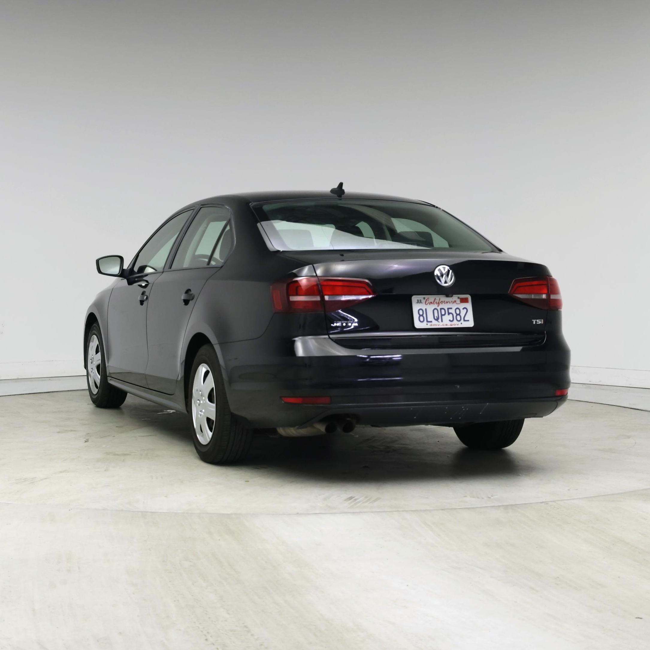 Thumbnail: 2016 Volkswagen Jetta - 2