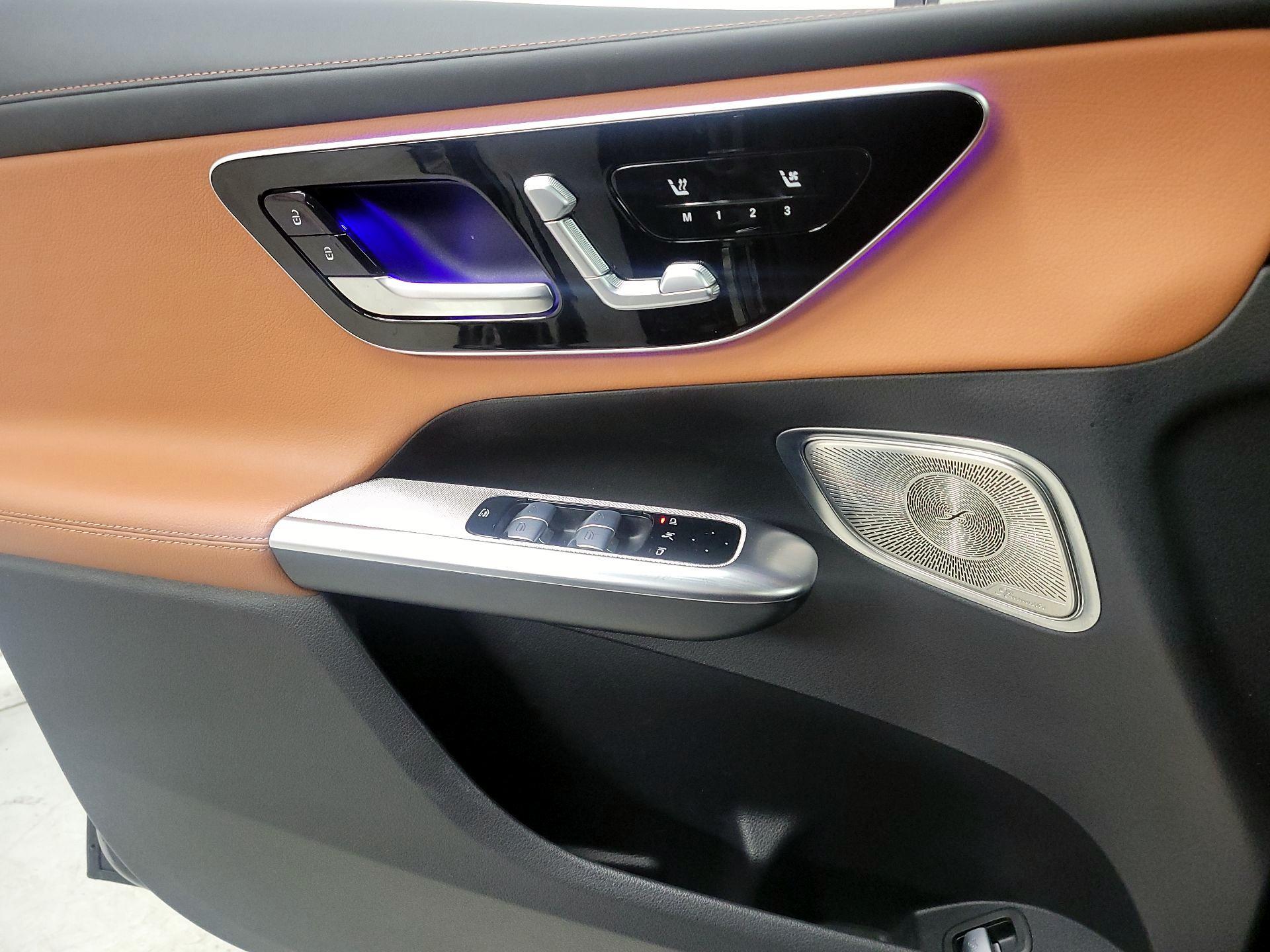 Thumbnail: 2023 Mercedes-Benz GLC - 12