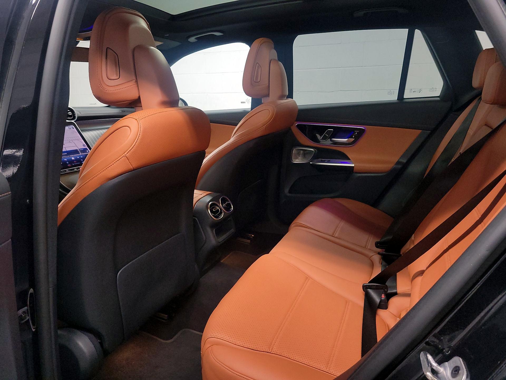 Thumbnail: 2023 Mercedes-Benz GLC - 19