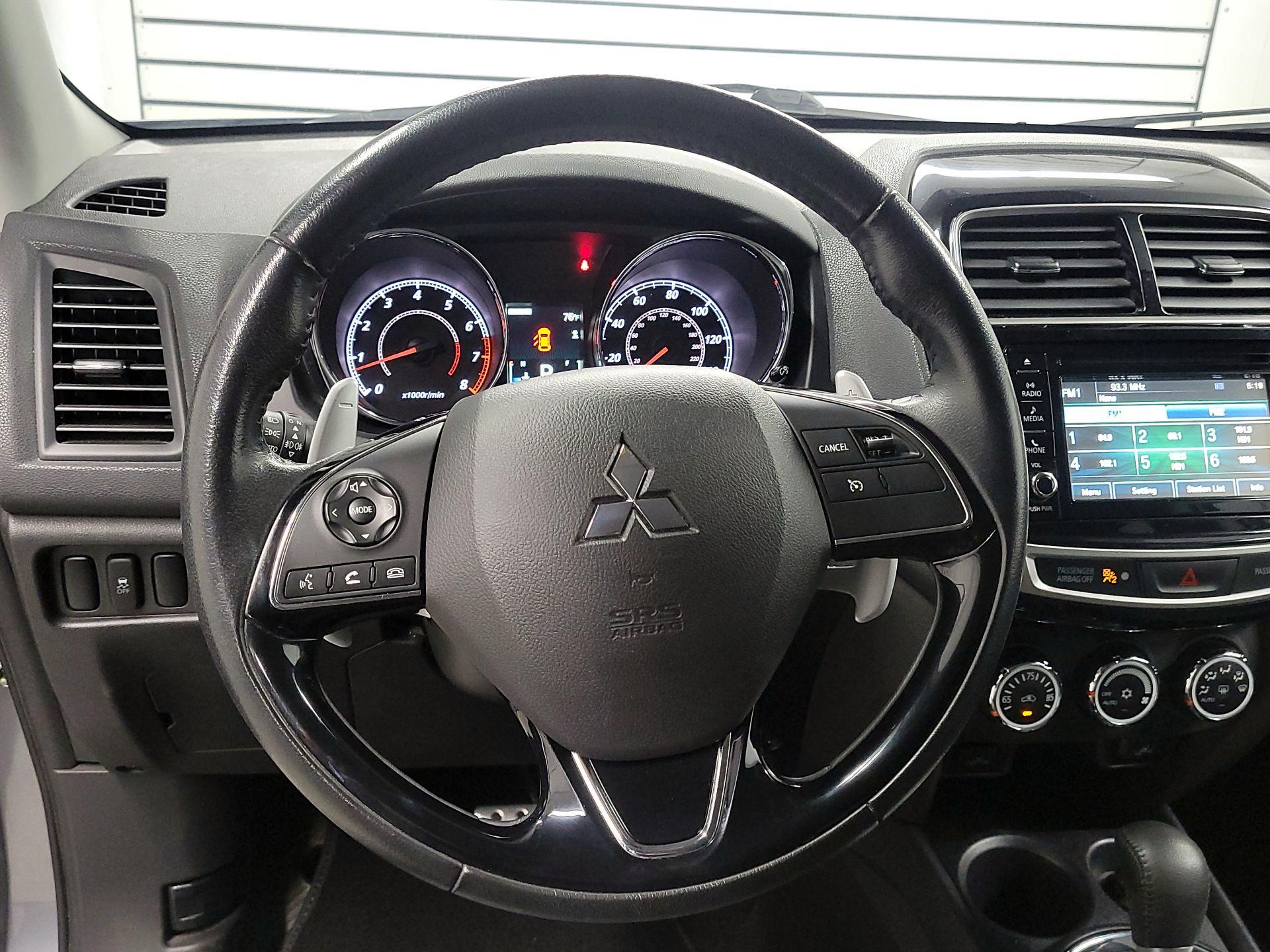 Thumbnail: 2017 Mitsubishi Outlander Sport - 10