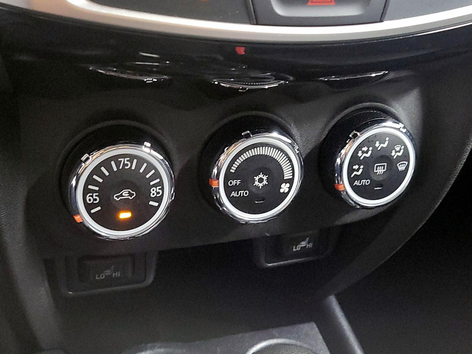 Thumbnail: 2017 Mitsubishi Outlander Sport - 16