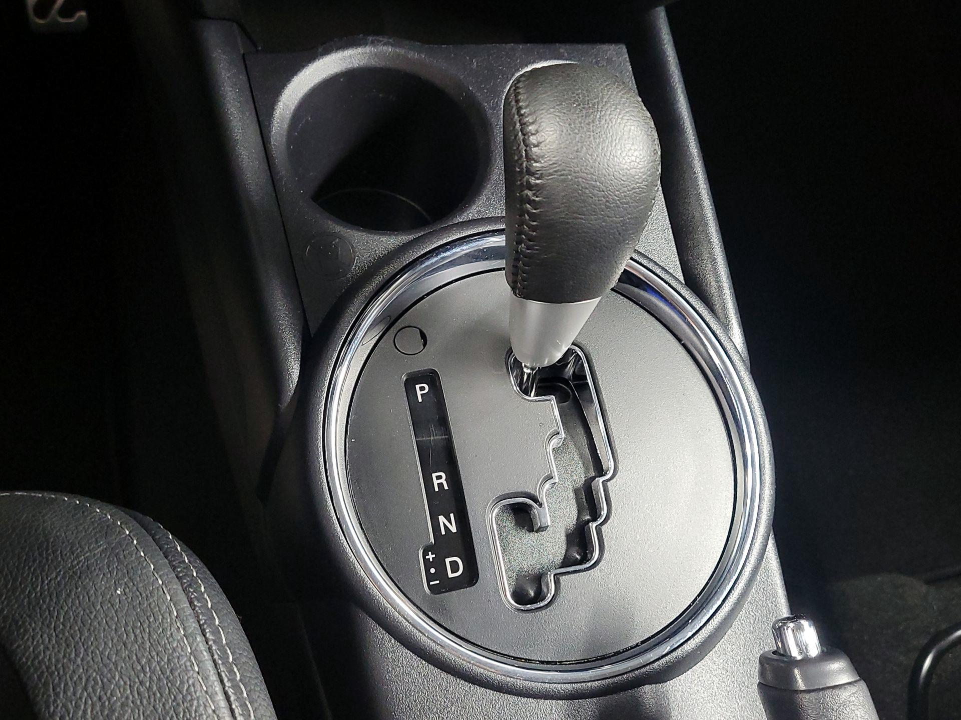 Thumbnail: 2017 Mitsubishi Outlander Sport - 17