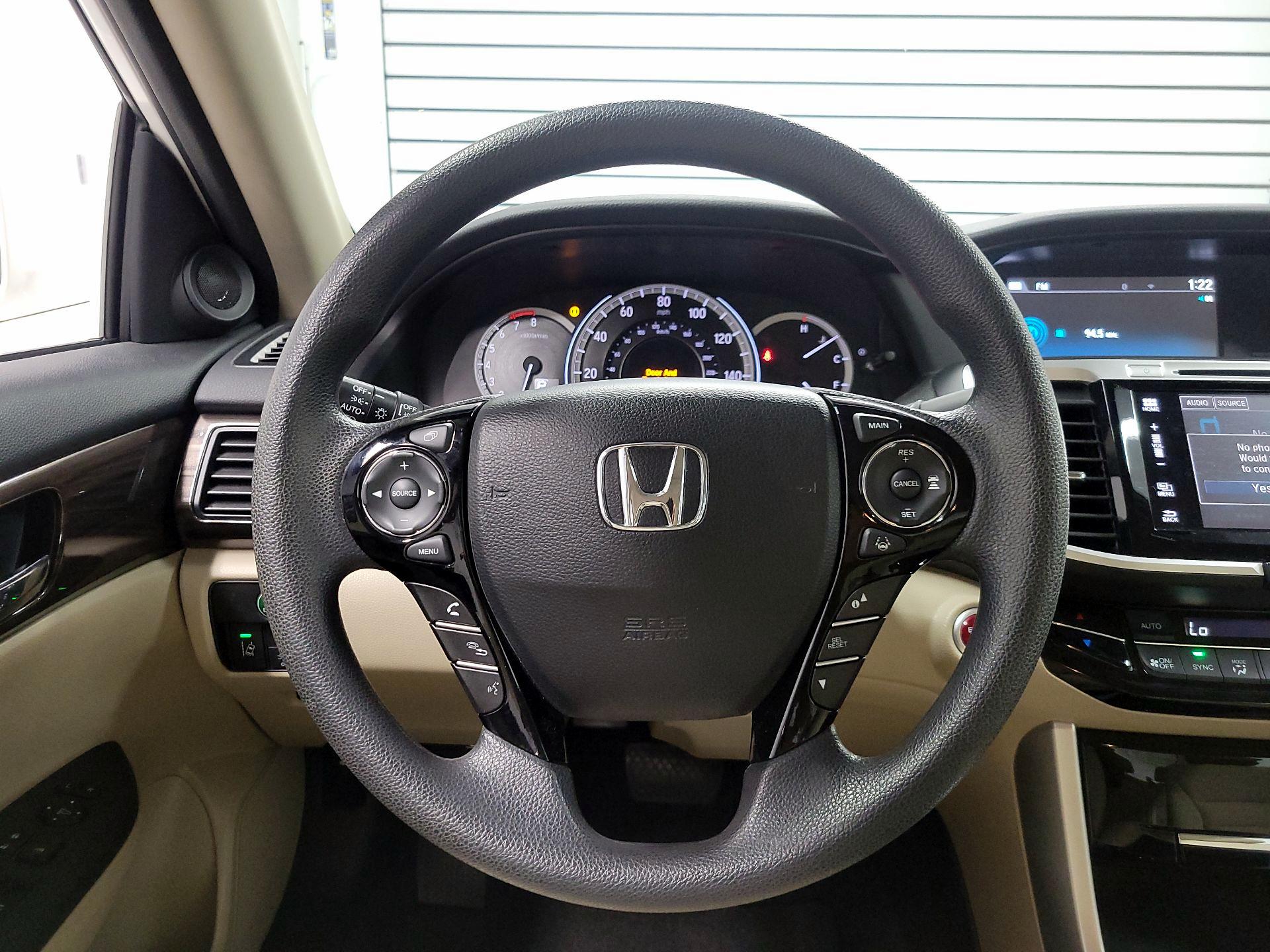 Thumbnail: 2017 Honda Accord - 10
