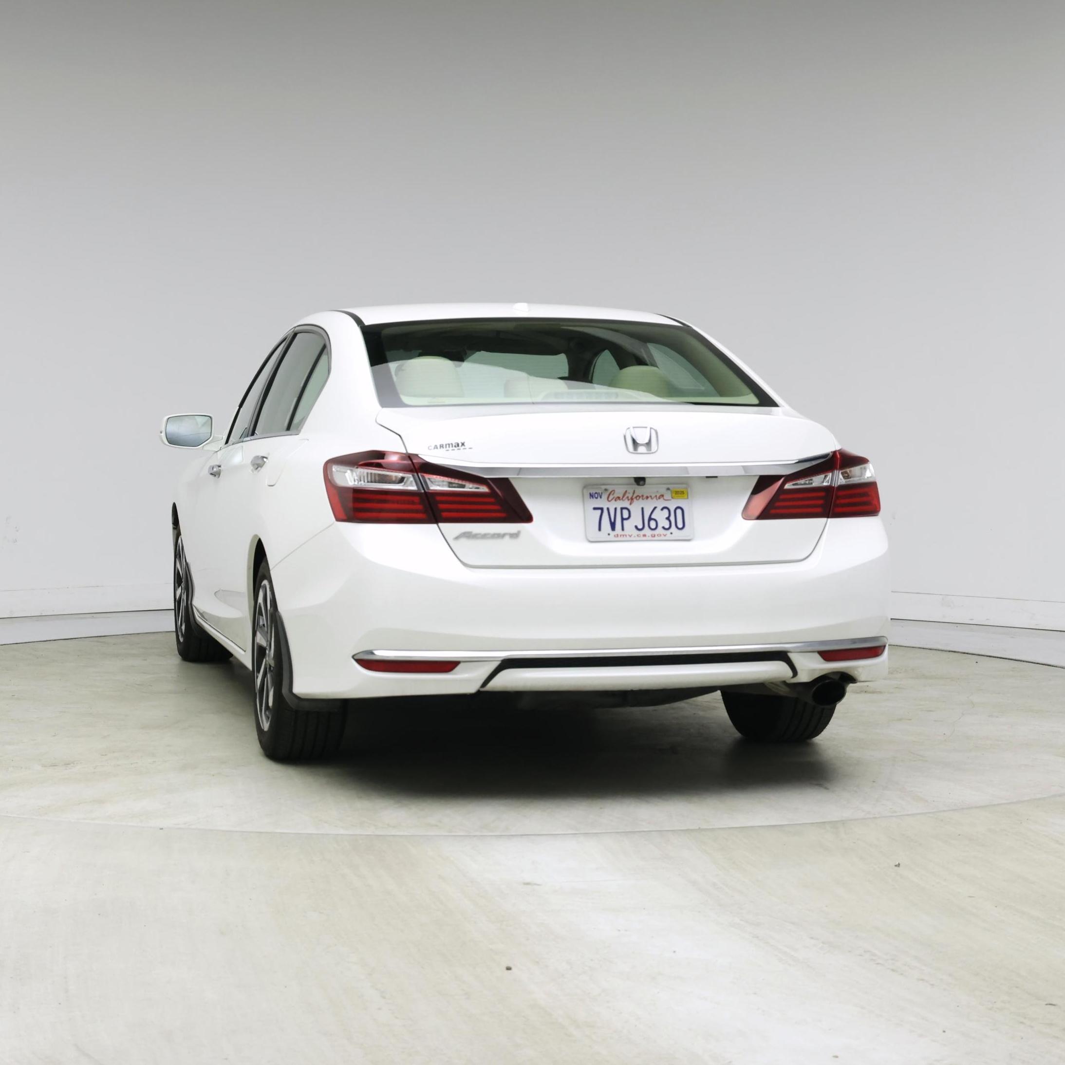 Thumbnail: 2017 Honda Accord - 6